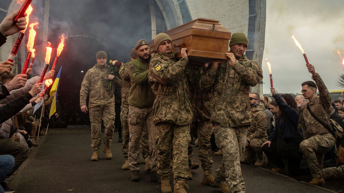 UKRAINE-CRISIS/FUNERAL 