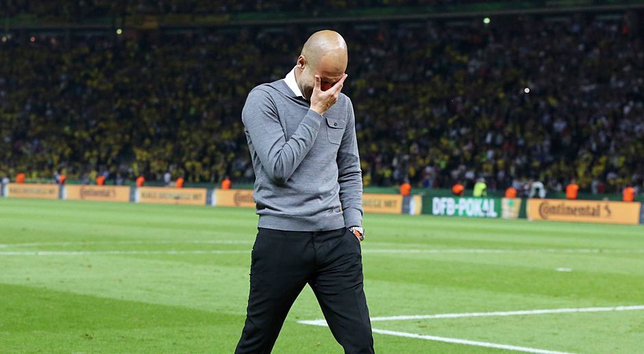 
                <strong>Pep Guardiola</strong><br>
                Der Trainer läuft für den Moment ganz allein über den Rasen.
              
