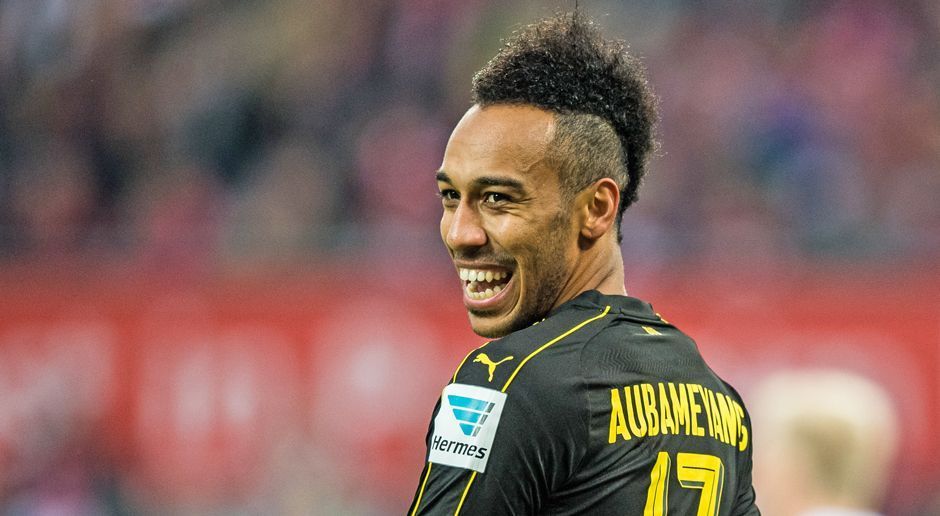 
                <strong>9. Januar 2017: Pierre-Emerick Aubameyang ist Spieler der Hinrunde</strong><br>
                9. Januar 2017: Pierre-Emerick Aubameyang wird in einer "Kicker"-Umfrage unter den Bundesliga-Profis als Spieler der Hinrunde 2016/17 ausgezeichnet. Der 27-jährige Gabuner erhält 33,6 Prozent der Stimmen und verweist den Leipziger Emil Forsberg (23,1 Prozent) und Bayerns Robert Lewandowski (14,3 Prozent) auf die Plätze.
              