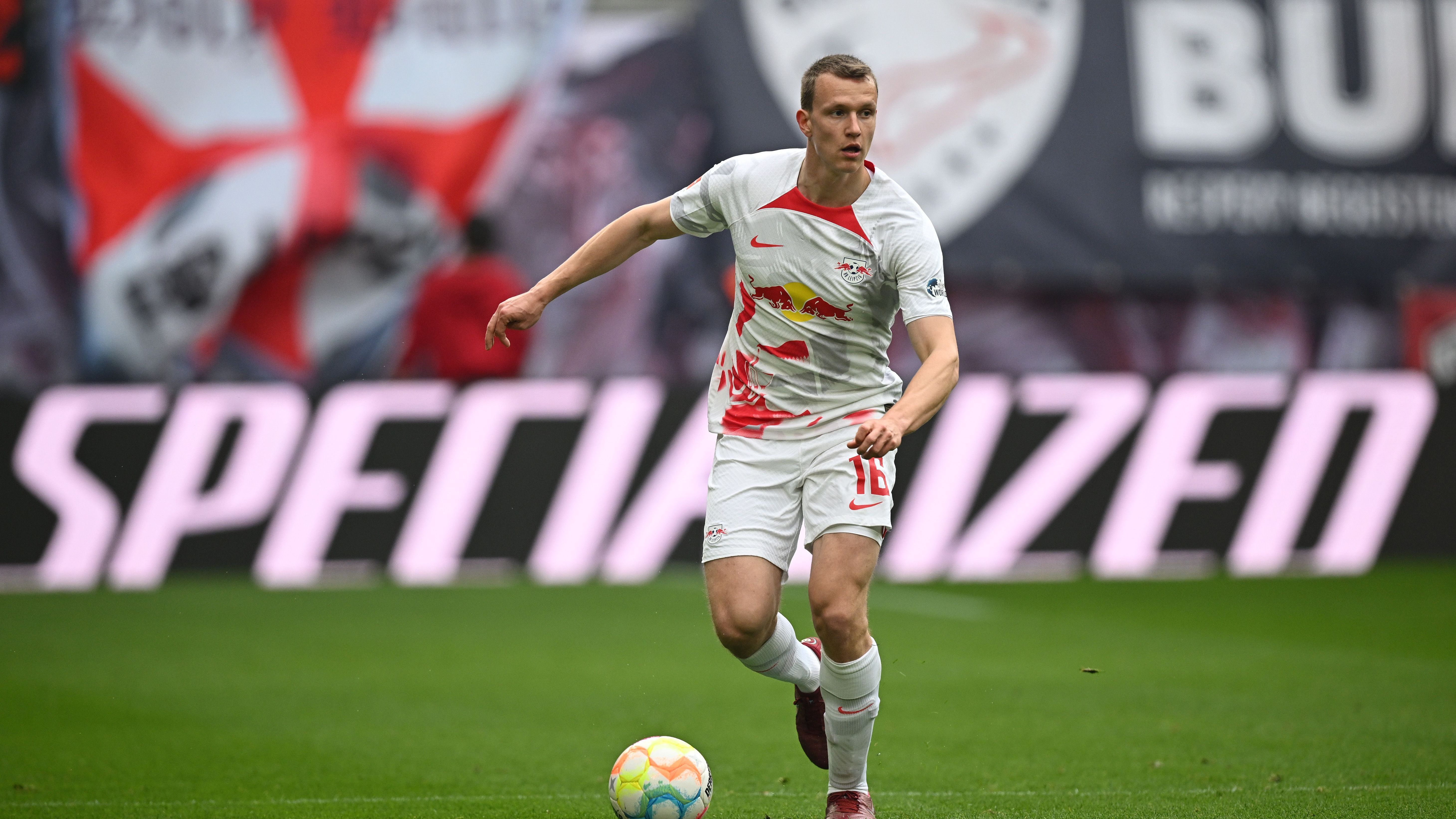 <strong>Lukas Klostermann (RB Leipzig)</strong><br>Ersetzt in der 84. Minute Henrichs. <strong>ran-Note: o</strong><strong>hne Bewertung</strong>