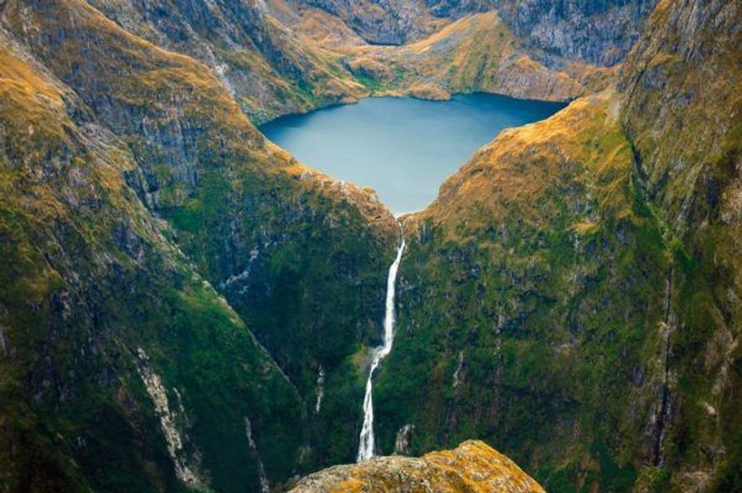 Lake Quill diente in der "Herr der Ringe"-Serie als einer von vielen Drehorten im Fiordland-Nationalpark, Neuseeland.