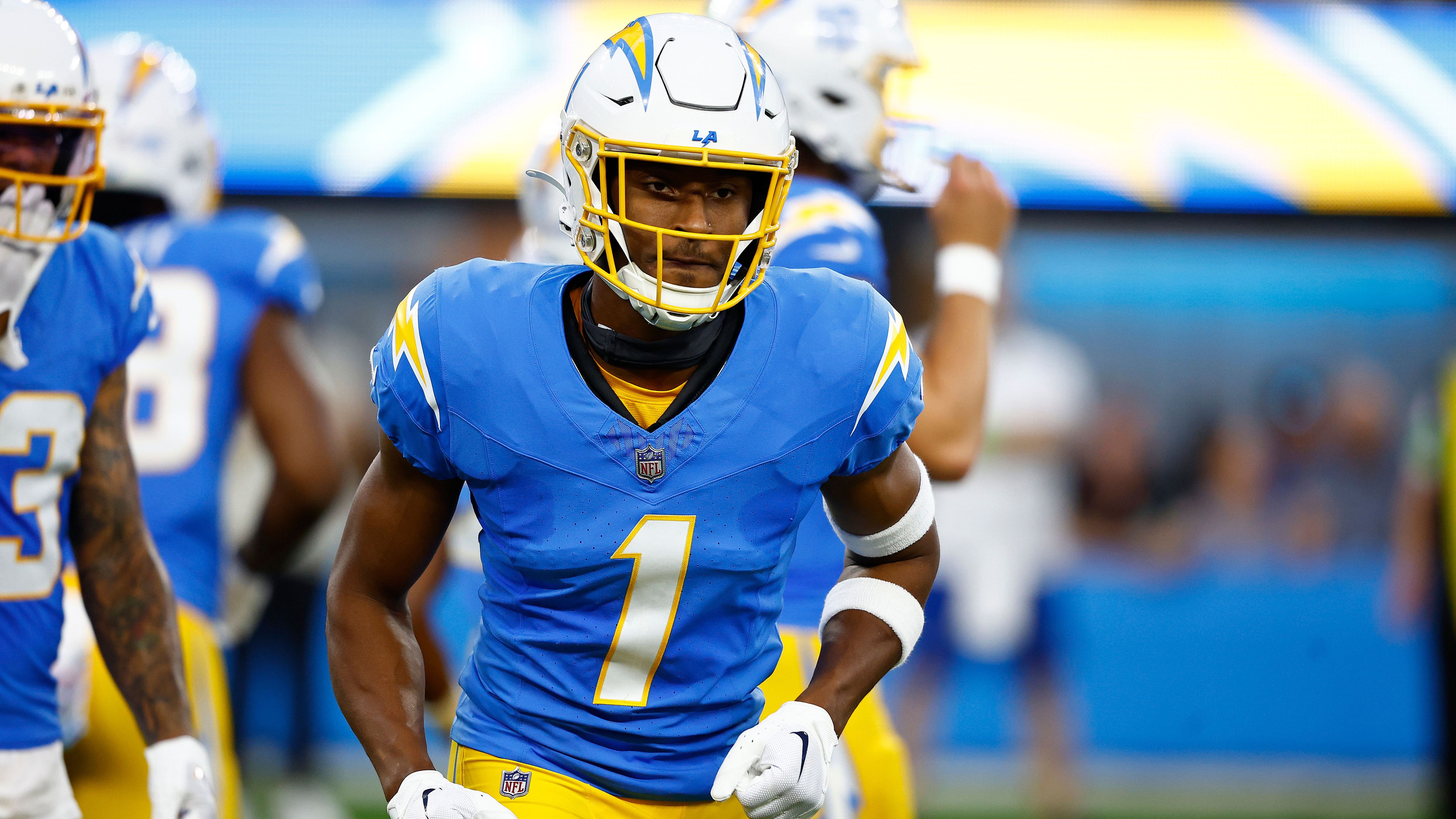 <strong>Los Angeles Chargers: Quentin Johnston (Wide Receiver)</strong><br>Quentin Johnston war bislang eine der größten Enttäuschungen des 2023er-Drafts. Doch der Receiver könnte ein Profiteur der Umwälzungen bei den Chargers werden. Das Receiving Corps wurde komplett umgebaut, mit Jim Harbaugh kam ein neuer Head Coach. Es ist ein Neuanfang für die Chargers - und auch für Johnston?