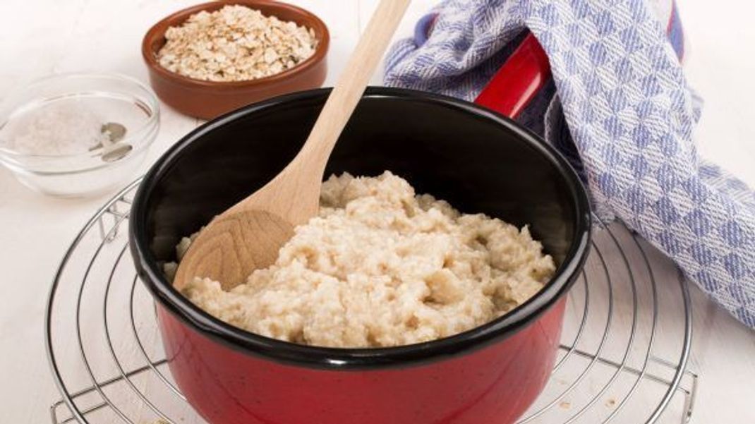 Warmer Porridge ist selbst bei Verdauungsproblemen gut verträglich.
