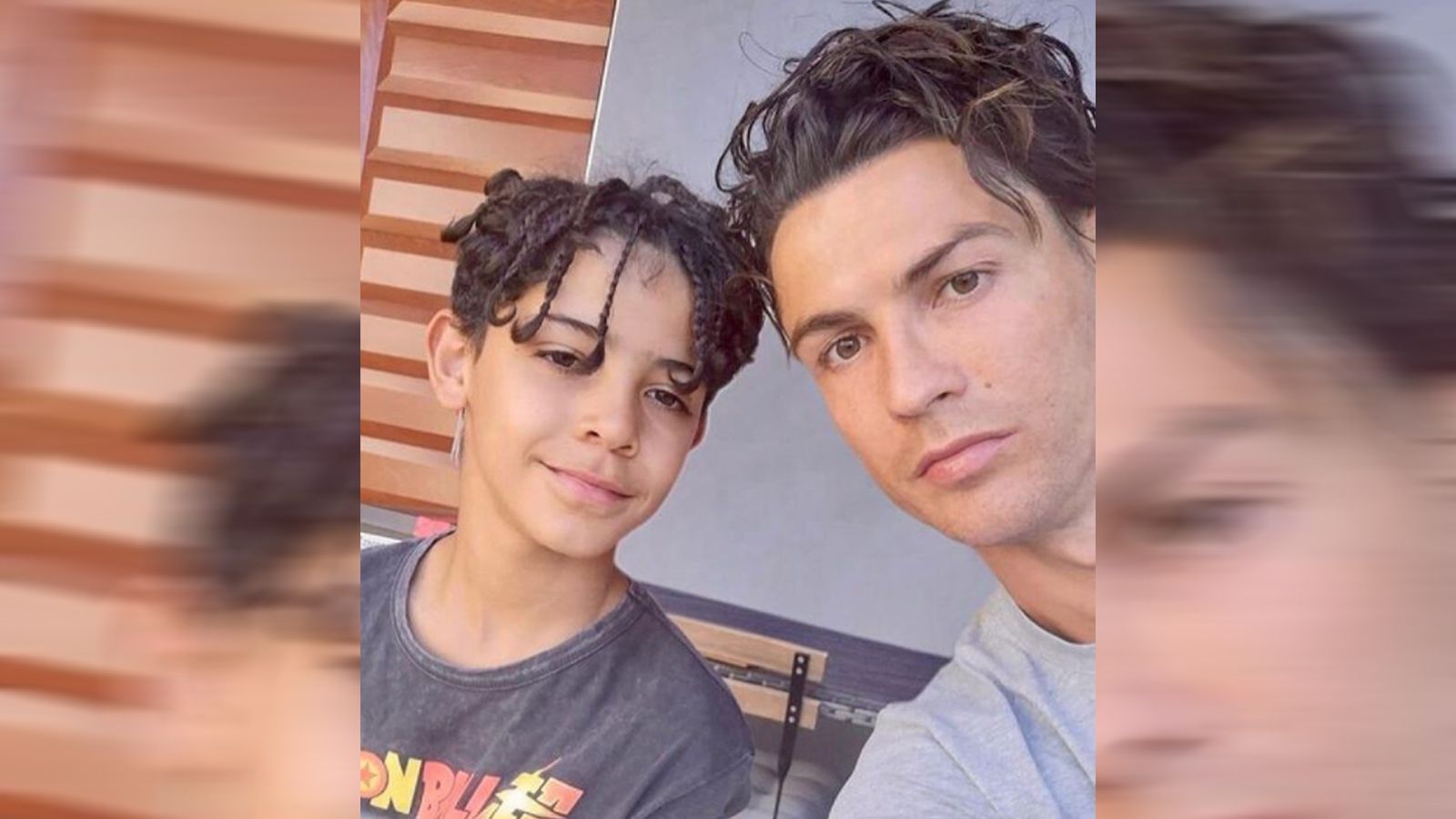 
                <strong>Cristiano Ronaldo im Boyband-Look</strong><br>
                Vater und Sohn könnten mit diesen Frisuren gut und gerne auch eine Boyband gründen oder einer beitreten. Die Groupies würde wohl nicht mehr aus dem Kreischen herauskommen.
              