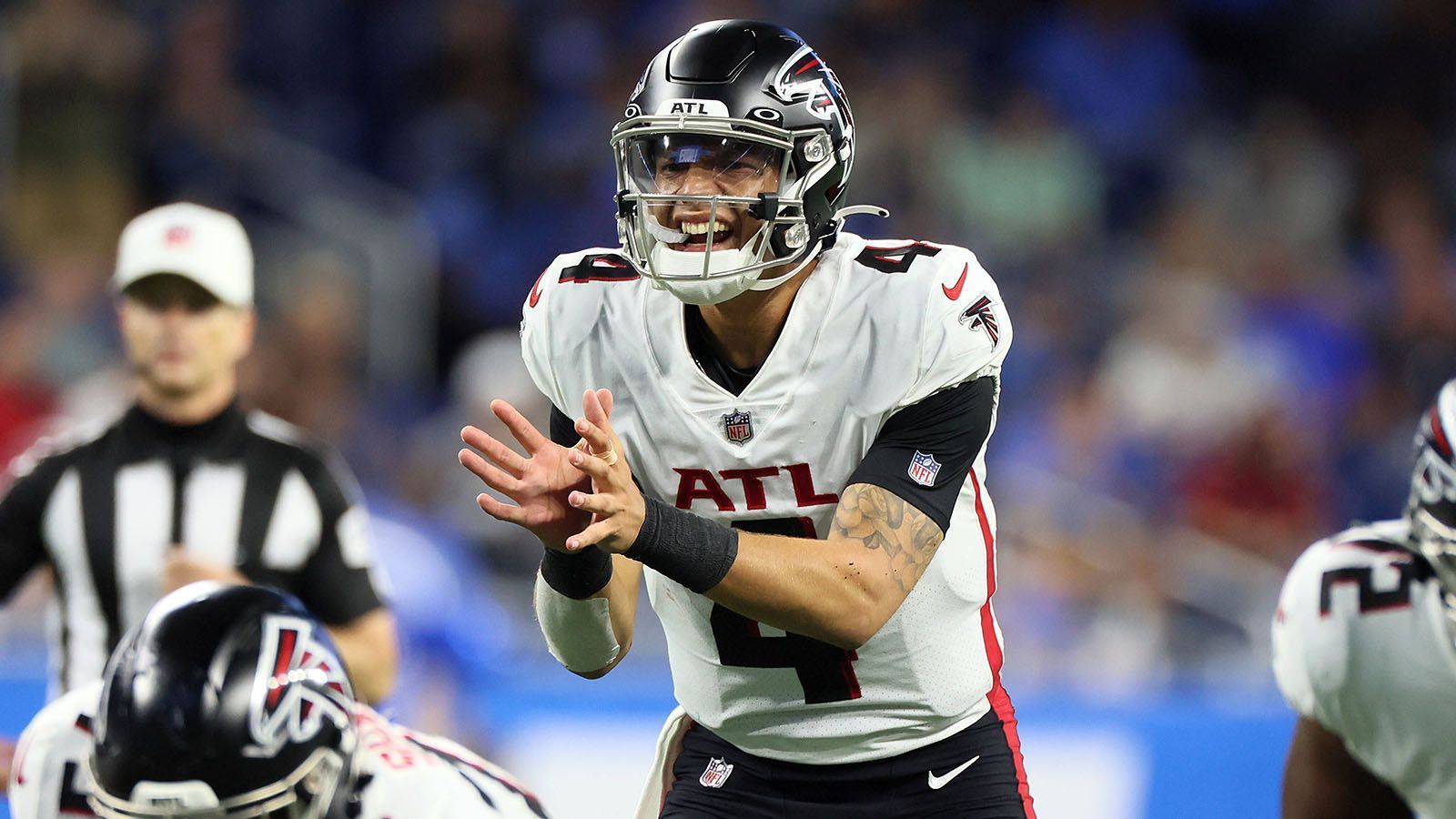 
                <strong>Atlanta Falcons mit 6 Siegen und 17 Niederlagen</strong><br>
                2022: 2-12021: 0-32019: 1-42018: 0-42017: 0-42016: 3-1
              