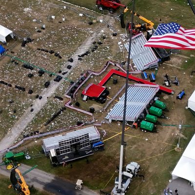 15. Juli 2024, USA, Butler: Die Luftaufnahme zeigt die Butler Farm Show, den Schauplatz der Wahlkampfveranstaltung, bei der Trump während seiner Rede am 13. Juli angeschossen wurde.