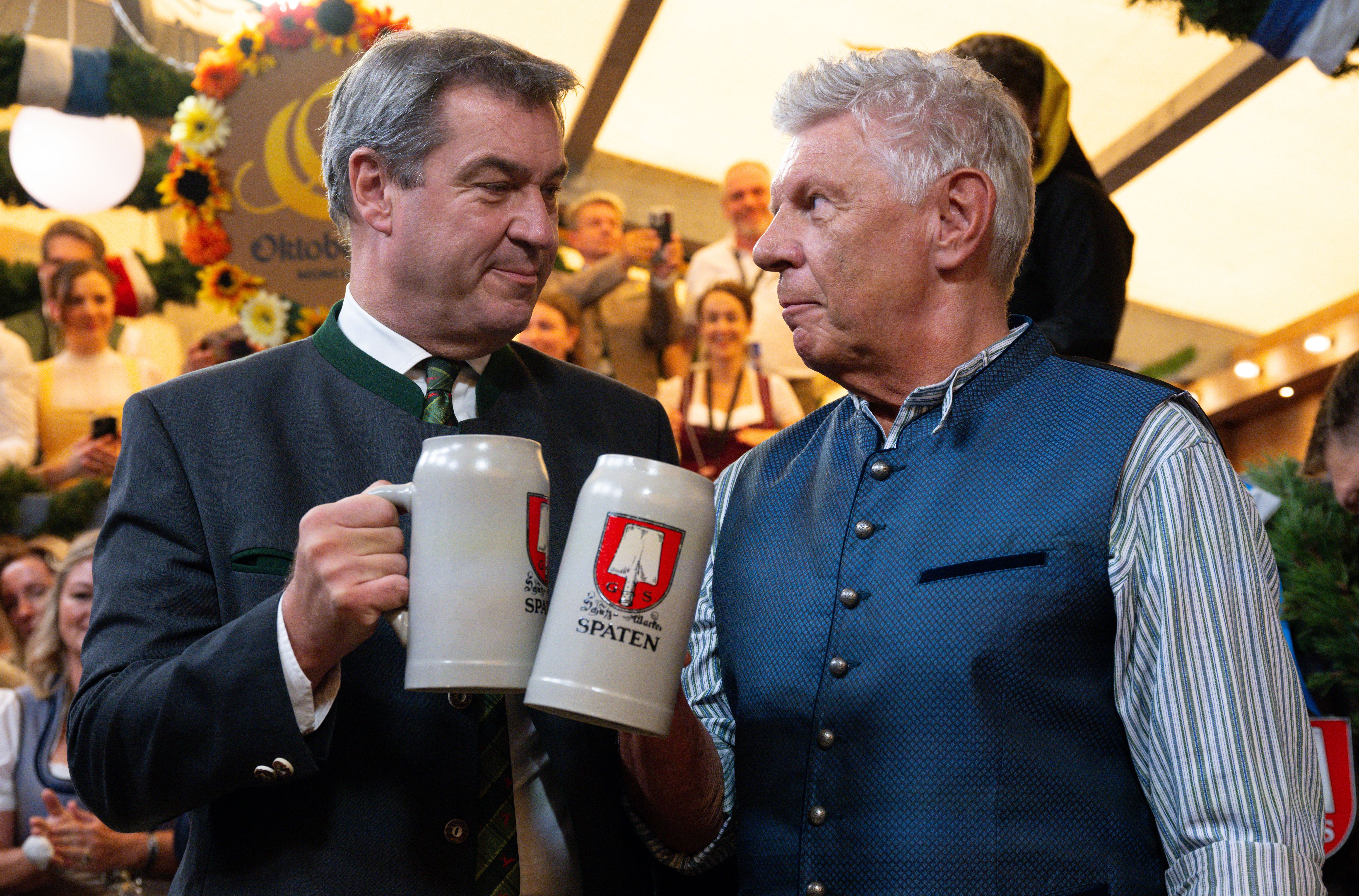 O'zapft Is: Oktoberfest 2023 Offiziell Eröffnet