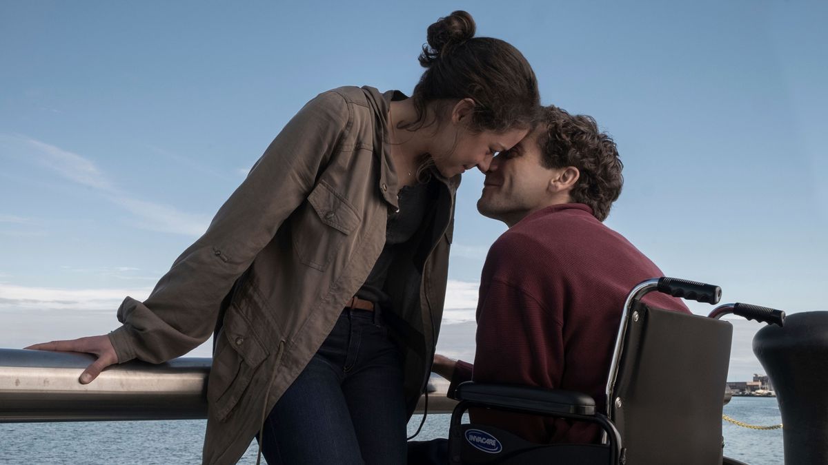  Tatiana Maslany und Jake Gyllenhaal im Film "Stronger" (2013).