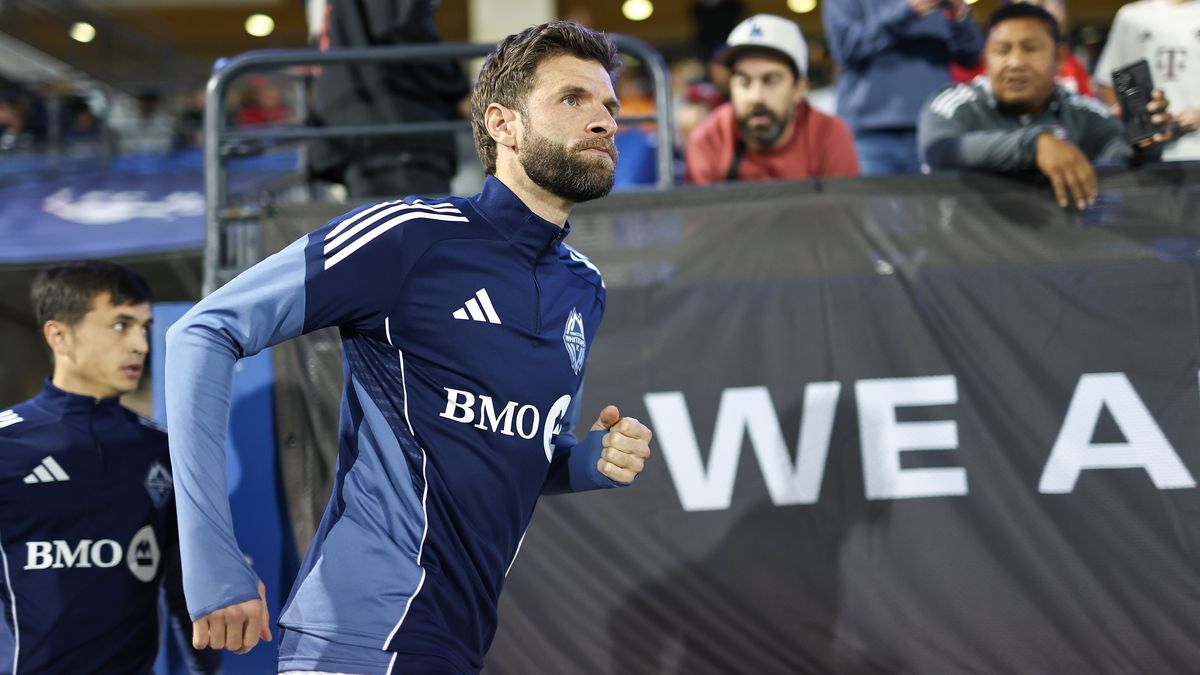 FC Dallas v Vancouver Whitecaps FC - 2025 MLS Cup Playoffs