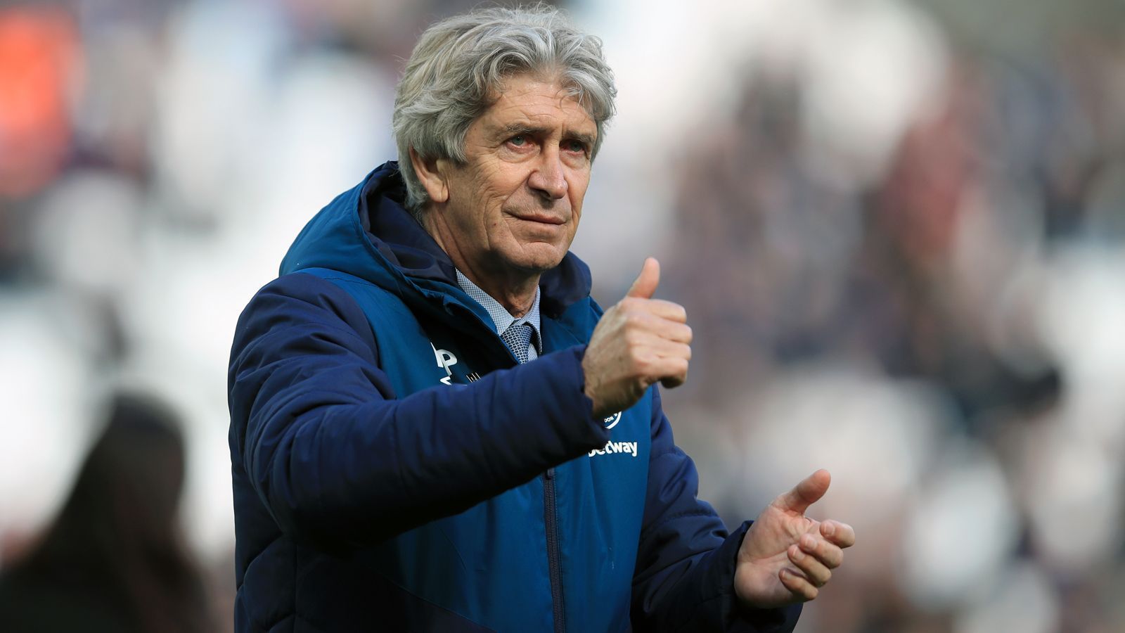 
                <strong>Platz 5 - Manuel Pellegrini (West Ham United)</strong><br>
                Jahresgehalt: 7,8 Millionen Euro
              