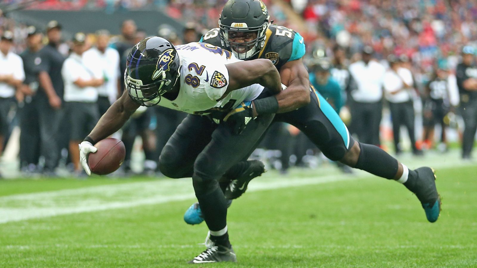 
                <strong>Jaguars at Ravens</strong><br>
                Am 6. August kommen die Jacksonville Jaguars und Baltimore Ravens in Maryland zusammen, um gemeinsam zu trainieren. Am 8. August kommt es in Baltimore zum Preseason-Duell.
              