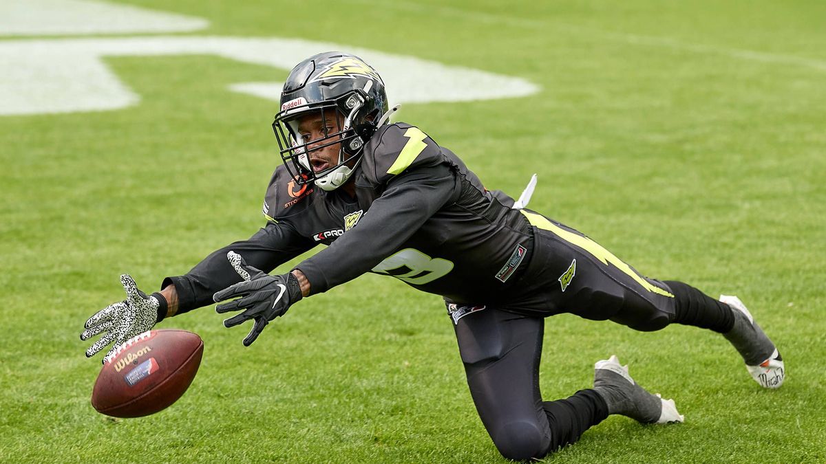 European League of Football (ELF),Stuttgart Surge vs. Munich Ravens, GAZI-Stadion Stuttgart, 03,Mike Harley Jr. Stuttgart GAZI-Stadion Baden-Württemberg Deutschland *** European League of Football ...