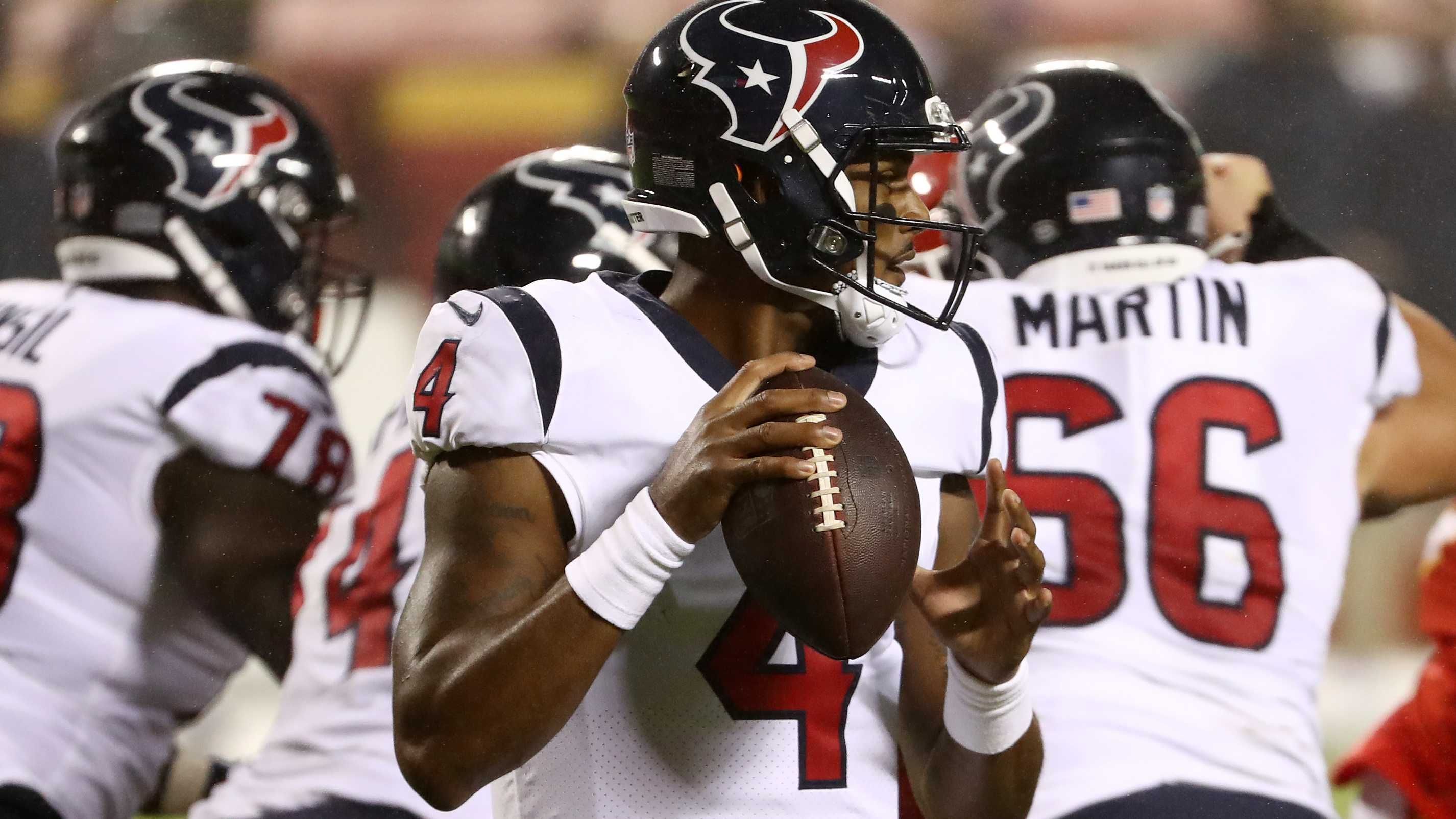
                <strong>Houston Texans: #WeAreTexans</strong><br>
                Instagram: @houstontexansTwitter: @HoustonTexansFacebook: @HoustonTexans
              
