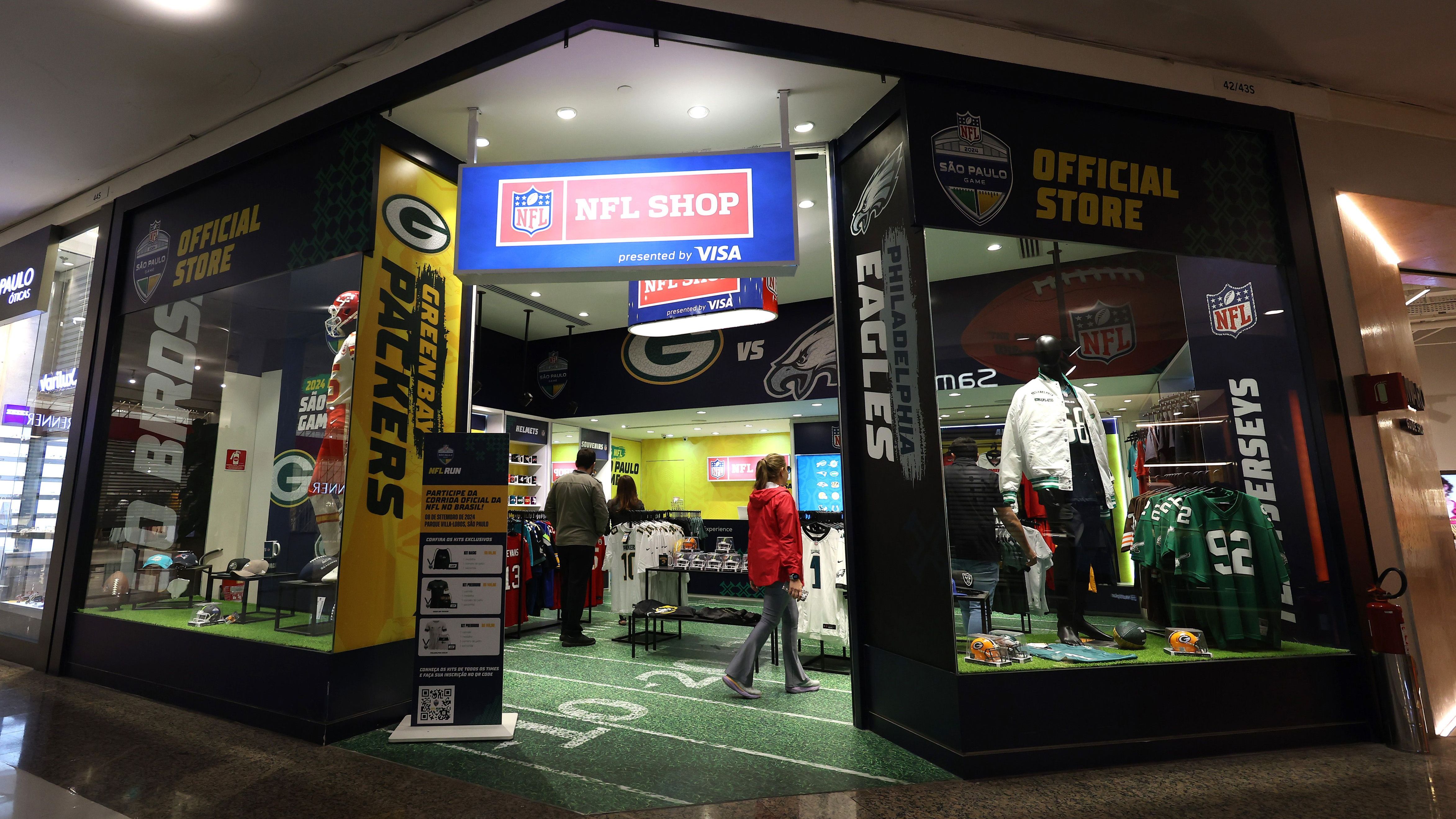 <strong>Pop-Up-Store</strong><br>Auch die NFL war in Brasilien für die Fans am Start. In Sao Paulo gab es einen Pop-Up-Store - überwiegend mit Artikeln der Packers und der Eagles.