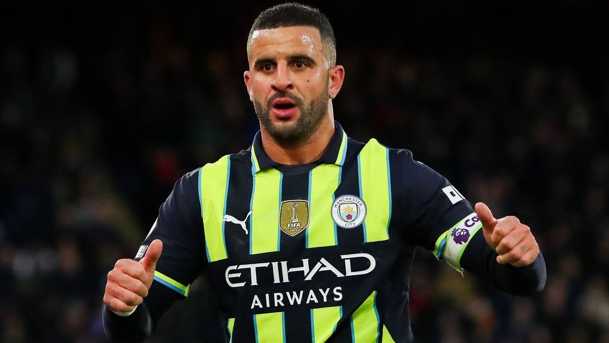 Premier League Crystal Palace v Manchester City Kyle Walker of Manchester City in action during the Premier League match Crystal Palace vs Manchester City at Selhurst Park, London, United Kingdom, ...