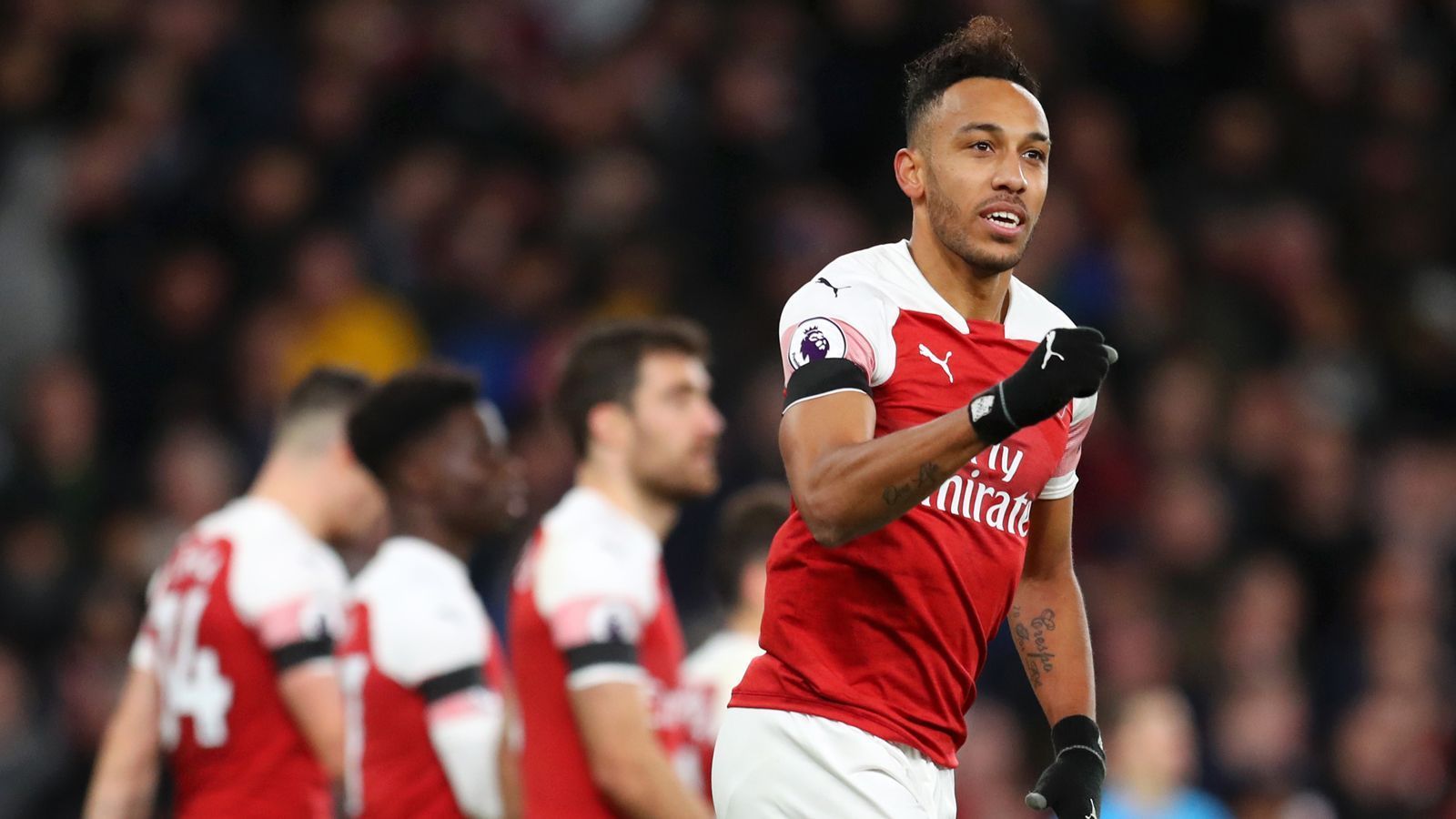 
                <strong>Platz 2: Pierre-Emerick Aubameyang - 63,75 Millionen Euro Ablöse</strong><br>
                Platz 2: Pierre-Emerick Aubameyang. Wintertransferperiode 2017/18: Für 63,75 Millionen Euro von Borussia Dortmund zum FC Arsenal.
              