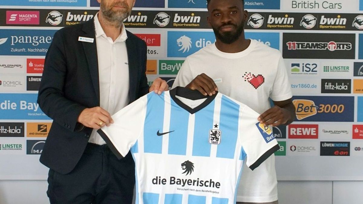 Günther Gorenzel (l.) begrüßt Joseph Boyamba (r.)