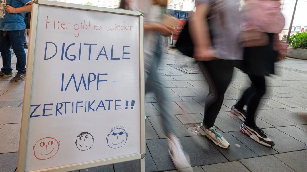 Article Image Media