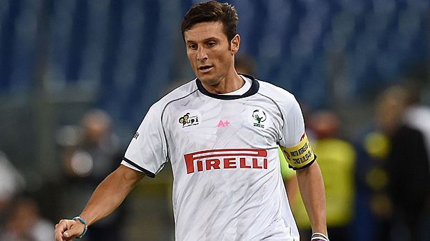 
                <strong>Javier Zanetti</strong><br>
                Javier Zanetti bleibt dem Spiel ebenfalls erhalten. Mit 618 Spielen für Inter Mailand ist der Argentinier eine Klub-Legende und verdient sich damit seinen Platz im "FIFA Ultimate Team" (kurz: "FUT").
              