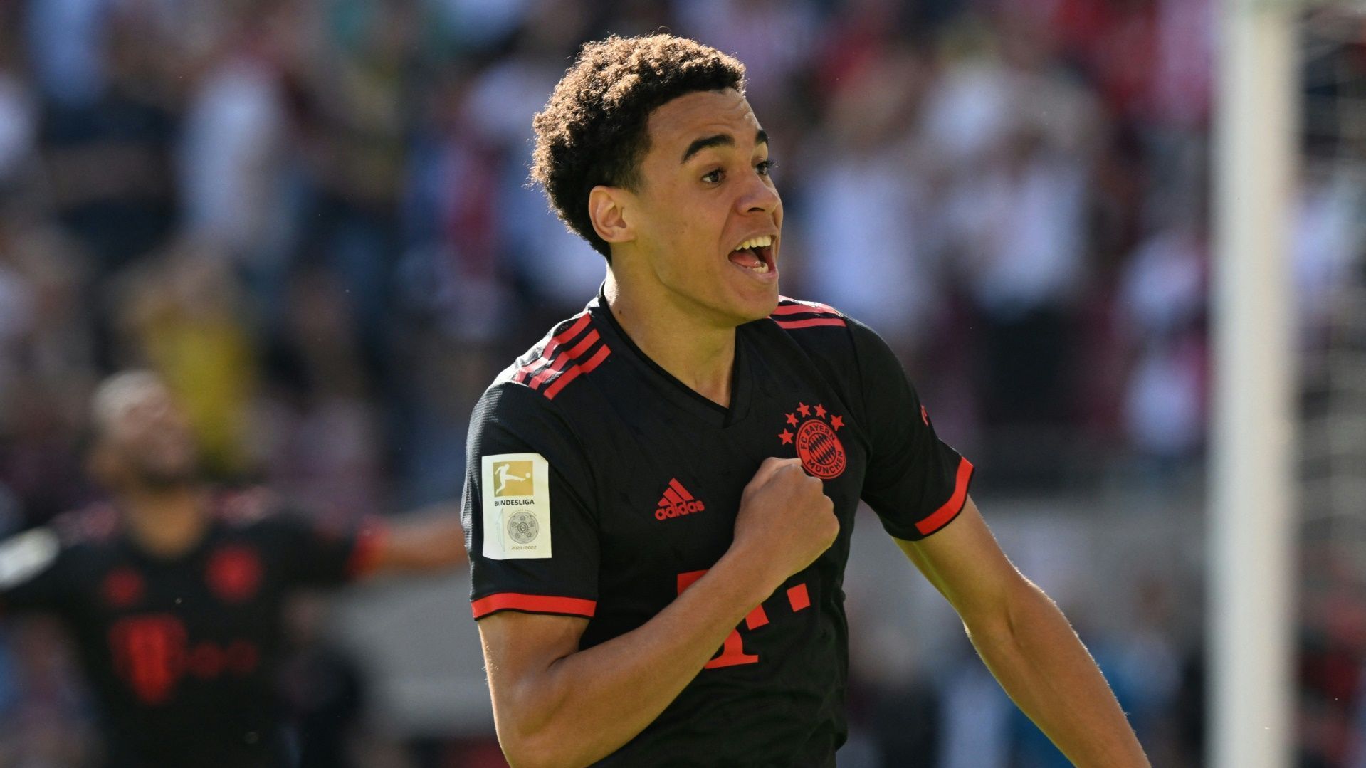 <strong>Die teuersten Spieler jedes Teams bei den Manager-Spielen</strong><br>Bundesliga-Auftakt bedeutet auch neue Fußball-Manager-Saison. Um euch bei der Zusammenstellung eurer Mannschaft zu helfen, hat <strong><em>ran</em></strong> die teuersten Spieler jedes einzelnen Bundesliga-Teams aufgelistet. Jetzt bei <a target="_blank" href="https://bundesligamanager.ran.de/"><em>ran</em> Bundesliga Manager</a> registrieren und mitmachen!