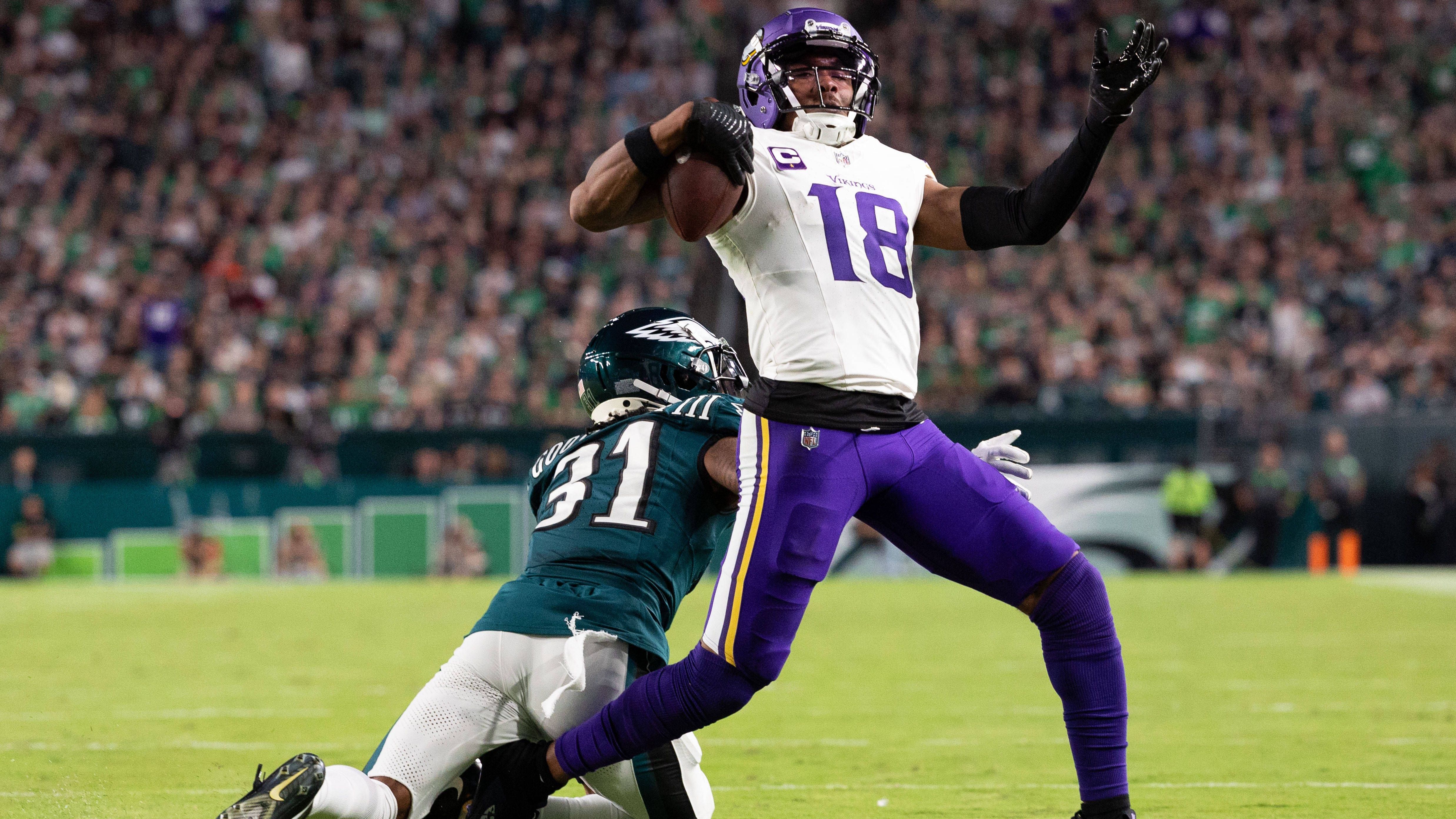 <strong>Week 2: Justin Jefferson (Minnesota Vikings)</strong><br>Gegen die Philadelphia Eagles knackte Justin Jefferson in seinem 52. NFL-Spiel die Marke von 5.000 Karriere-Receiving-Yards und stellte damit einen Rekord ein. Nur Hall of Famer Lance Alworth konnte diesen Meilenstein genauso schnell erreichen.