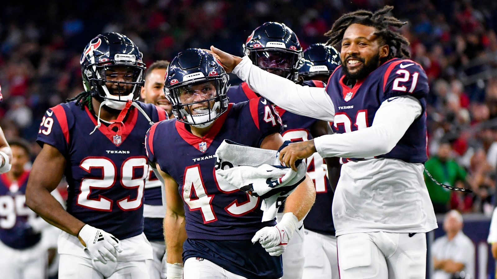 
                <strong>Houston Texans</strong><br>
                Quarterback (2): Kyle Allen, Davis MillsRunning Back (4): Rex Burkhead, Royce Freeman, Dare Ogunbowale, Dameon PierceWide Receiver (7): Jalen Camp, Nico Collins, Chris Conley, Brandin Cooks, Phillip Dorsett, Johnny Johnson III, Chris MooreTight End (4): Antony Auclair, Pharaoh Brown, Brevin Jordan, Teagan QuitorianoOffensive Line (): Justin Britt, A. J. Cann, Austin Deculus, Kenyon Green, Charlie Heck, Tytus Howard, Justin McCray, Cedric Ogbuehi, Scott Quessenberry, Max Scharping, Laremy TunsilDefensive Line (): Mario Addison, Ross Blacklock, Thomas Booker, Maliek Collins, Michael Dwumfour, Rasheem Green, Jonathan Greenard, Troy Hairston, Kurt Hinish, Jerry Hughes, Roy Lopez, Adedayo Odeleye, Ogbonnia Okoronkwo, Derek RiversLinebacker (): Blake Cashman, Kamu Grugier-Hill, Jake Hansen, Christian Harris, Neville Hewitt, Christian Kirksey, Jalen Reeves-Maybin, Garret WallowSecondary (): Desmond King, Eric Murray, Steven Nelson, Jonathan Owens, Jalen Pitre, Tremon Smith, M. J. Stewart, Derek Stingley Jr., Tavierre Thomas, Isaac YiadomSpecialists (): Kaʻimi Fairbairn, Cameron Johnston, Jon Weeks
              