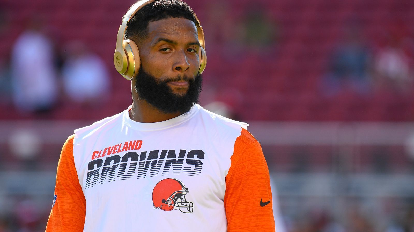 
                <strong>Sit: Odell Beckham Jr.</strong><br>
                Nach dem Wechsel von Odell Beckham Jr. haben sich Fans und Experten einiges bei den Cleveland Browns erwartet. Doch bislang sahen die Browns-Fans die gewohnte Explosivität von OBJ nur selten. Das hängt unter anderem mit den Problemen von Mayfield und der Offensive Line zusammen. Doch trotzdem fällt auf: Vor allem gegen starke Cornerbacks hatte Beckham in dieser Spielzeit häufig das Nachsehen. Mit Stephon Gilmore wartet am Sonntagabend (ab 21 Uhr live bei ProSieben Maxx und ran.de) der aktuell beste Cornerback der Liga auf OBJ. Ihr merkt: gegen die Patriots solltet ihr eure Offensivspieler lieber auf der Bank lassen.
              