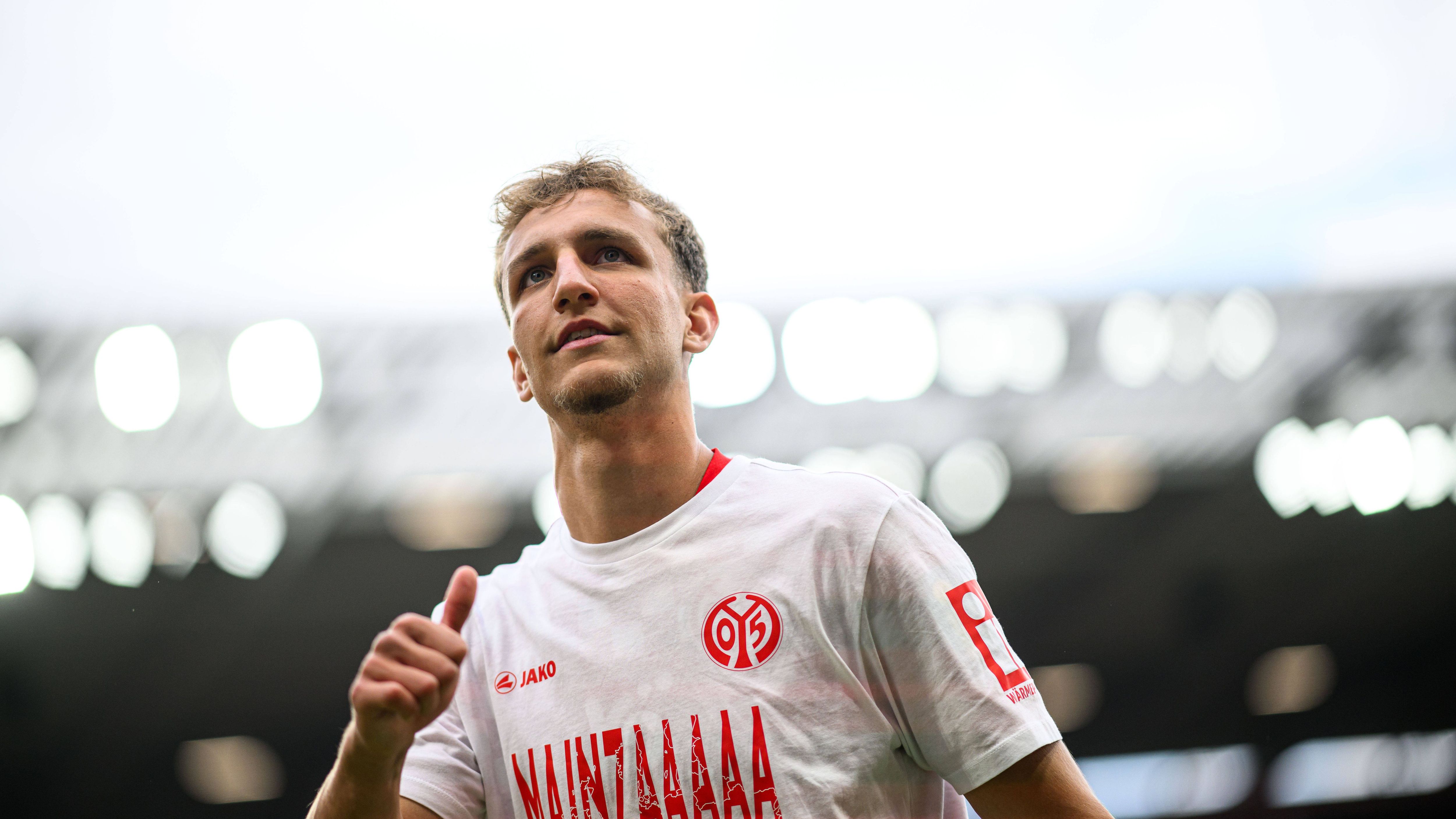 <strong>Platz 3: 1. FSV Mainz 05</strong><br><strong>Ausgaben für den Kader:</strong> 35,50 Millionen Euro<br><strong>Marktwert des Kaders:</strong> 143,58 Millionen Euro<br><strong>Differenz:</strong>&nbsp;108,08 Millionen Euro<br><strong>Wertschöpfung:</strong> 75,3 Prozent