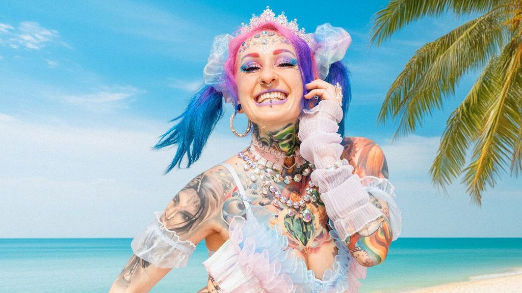 Wechselt Beauty Laura Blond für Tattoo-Fan Sarah das Ufer?