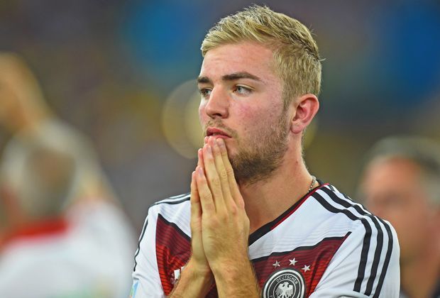 
                <strong>Platz 18: Christoph Kramer (3,5 Mio.)</strong><br>
                Christoph Kramer erlebte mit der Nationalmannschaft seinen absoluten Höhepunkt in seiner noch kurzen Profi-Karriere. Der 23-Jährige ist derzeit der 18. wertvollste Nationalspieler Deutschlands.
              