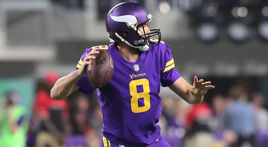 
                <strong>Sam Bradford (Minnesota Vikings)</strong><br>
                3,25 Millionen Dollar sind für Sam Bradford drin. Das ohnehin schon hohe 13-Millionen-Dollar-Gehalt des Quarterback könnte sich nochmal um ein paar Millionen erhöhen. Eine Million Dollar würden zusätzlich winken, sofern Bradford 90 Prozent der Offensive-Snaps erhält. Die restlichen 2,25 Millionen Dollar setzen sich wie folgt zusammen: 250.000 Dollar bei Gewinn des Wild-Card-Games, je 500.000 Dollar bei Erfolgen in Division Game und NFC Championship Game sowie eine Million Dollar im Fall des Super-Bowl-Sieges.
              