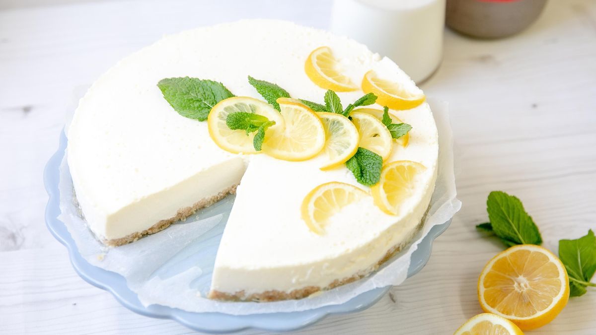 Lemon Cheesecake