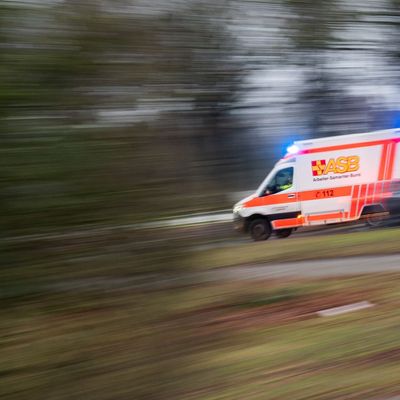 Rettungswagen mit Blaulicht