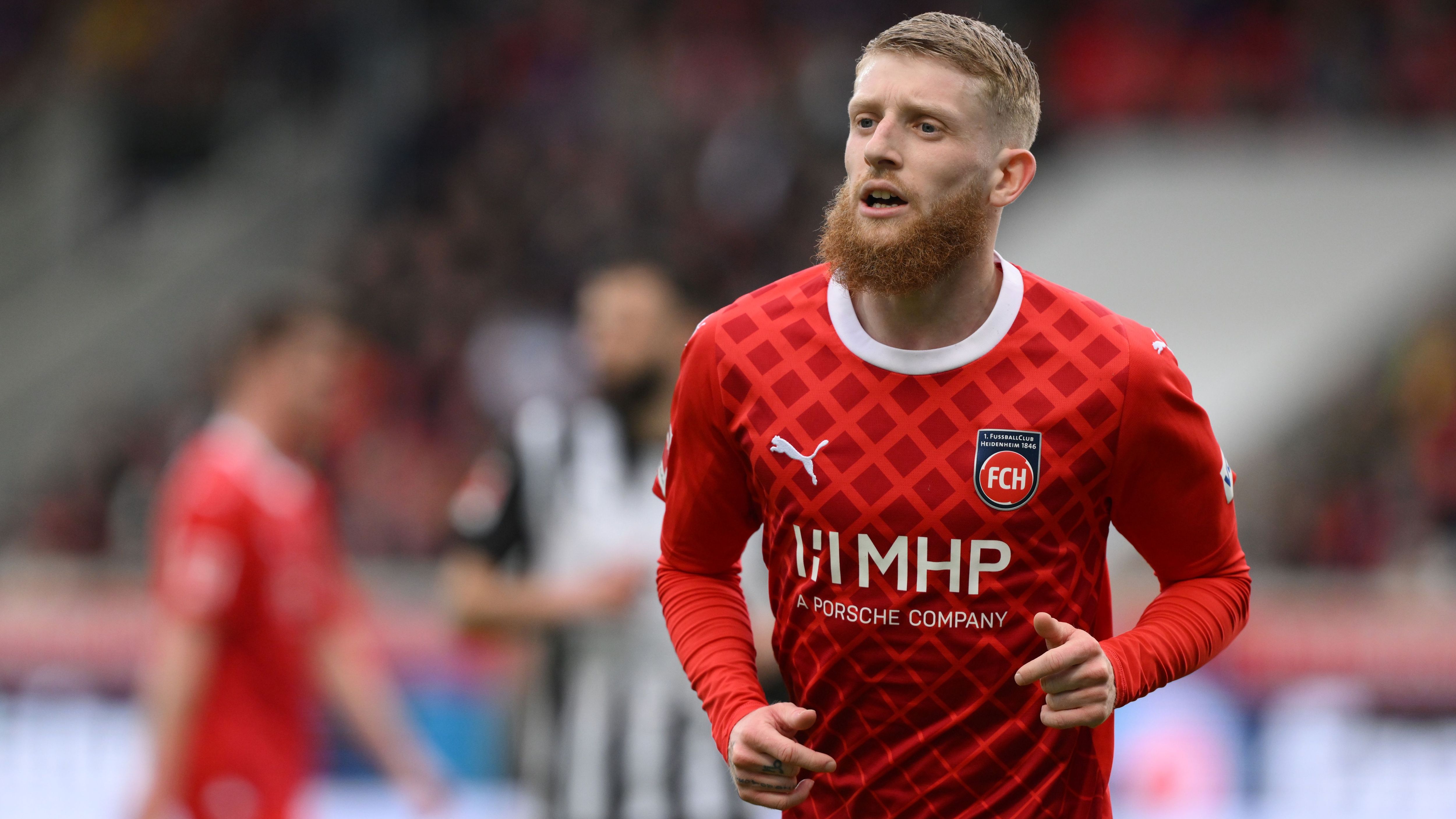 <strong>Platz 4: Jan-Niklas Beste (1. FC Heidenheim)</strong><br>Vorlagen: 10<br>Spiele: 23<br>Position: Linkes Mittelfeld