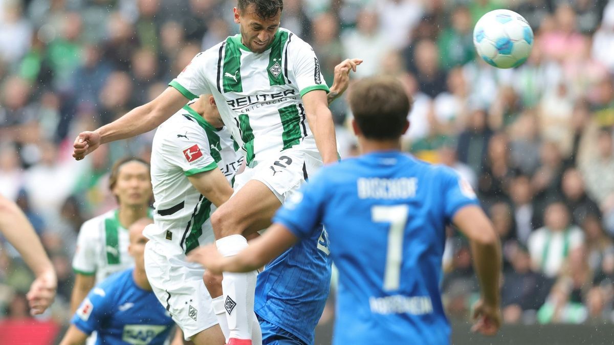 Fabio Chiarodia köpft seine Mannschaft zur Führung