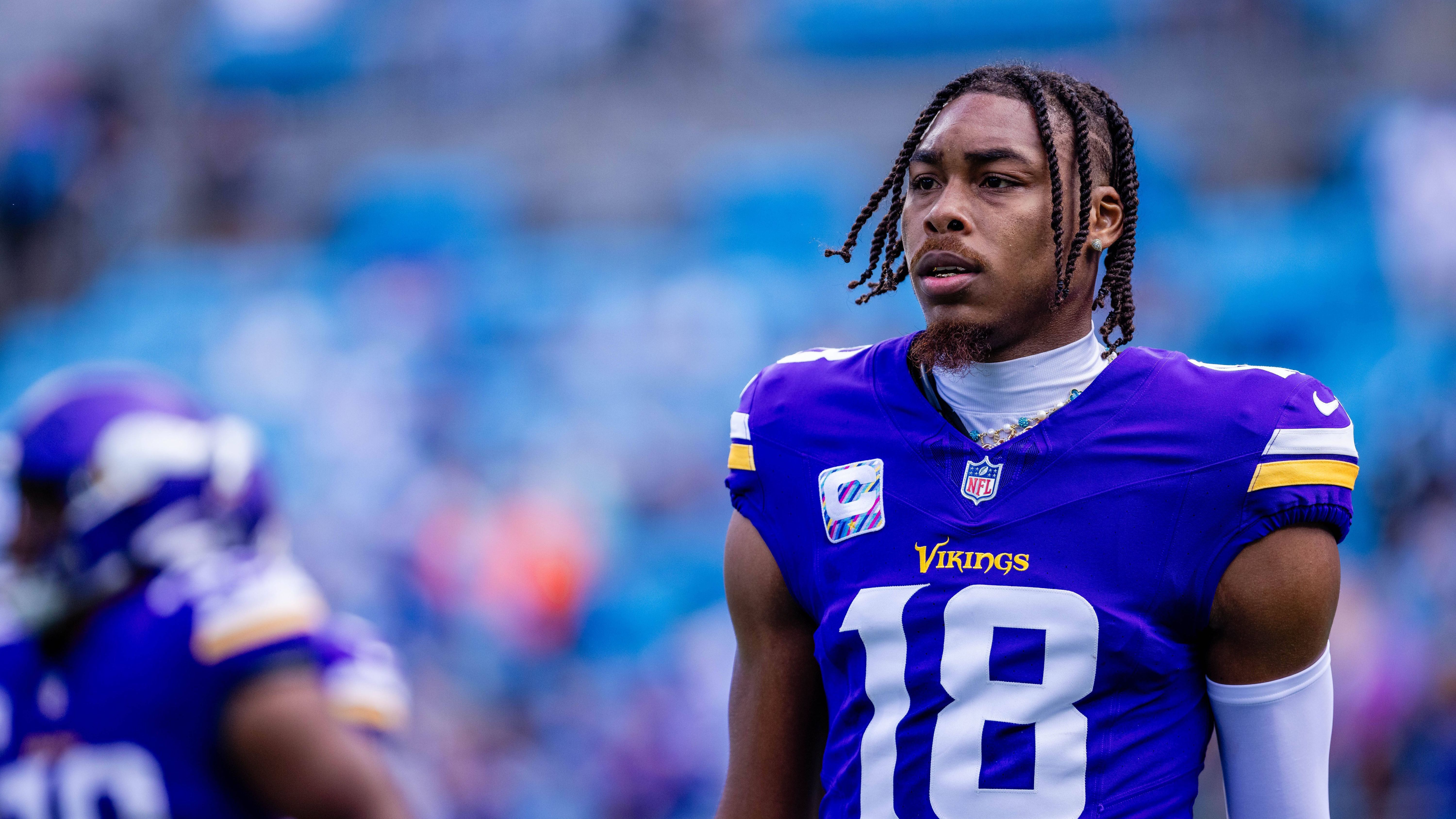 <strong>Justin Jefferson (Minnesota Vikings)</strong><br>Star-Receiver Justin Jefferson wurde bereits von der Injured-Reserve-Liste aktiviert. Sieben Spiele hatte Jefferson wegen einer Oberschenkelverletzung verpasst, dürfte nach der Bye Week der Minnesota Vikings zum Spiel gegen die Las Vegas Raiders zurückkehren.