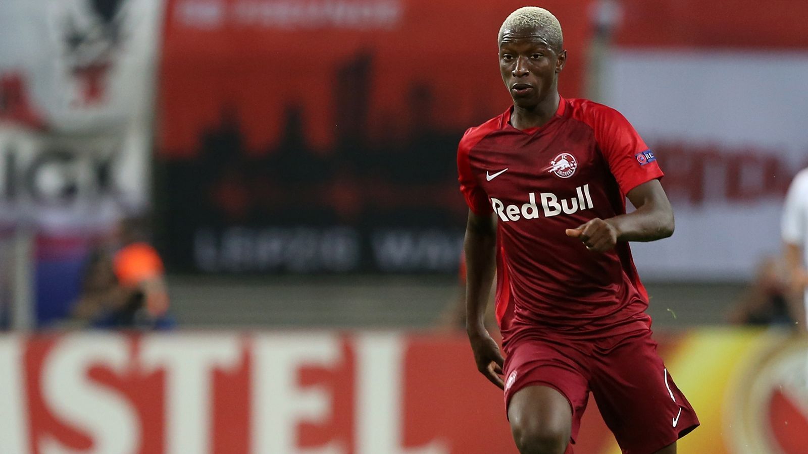 
                <strong>Platz 10: Amadou Haidara - 18 Millionen Euro Ablöse</strong><br>
                Platz 10: Amadou Haidara. Wintertransferperiode 2018/19: Für 18 Millionen Euro von RB Salzburg zu RB Leipzig.
              