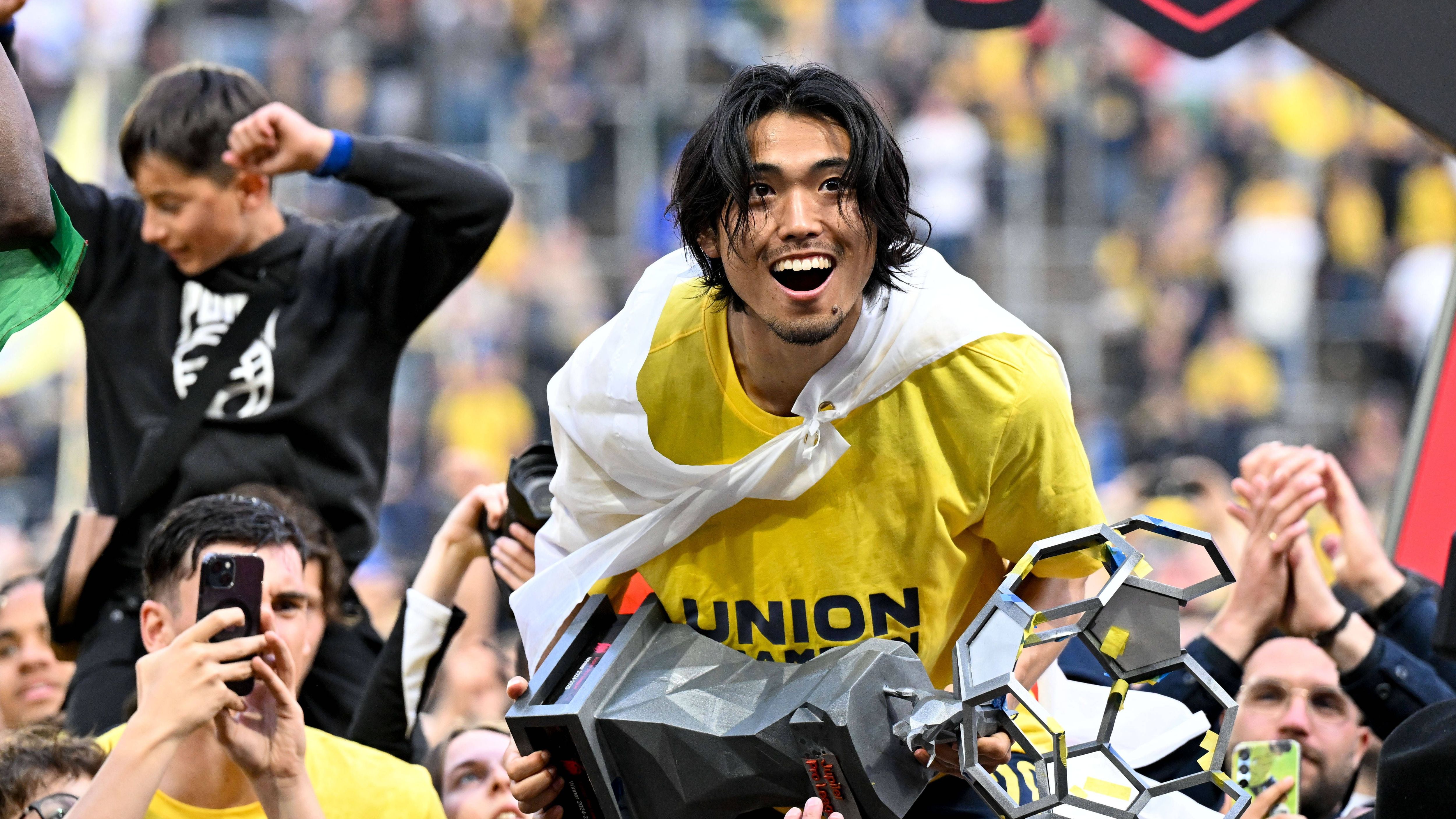 <strong>Koki Machida (TSG Hoffenheim)</strong><br>Nach der Meisterschaft mit Union Saint-Gilloise wagt Koki Machida den Sprung in die Bundesliga. Der Verteidiger soll die zuletzt wackelige Abwehr der TSG Hoffenheim stabilisieren. Seine Dienste sind den Kraichgauern kolportierte 4,75 Millionen Euro wert.