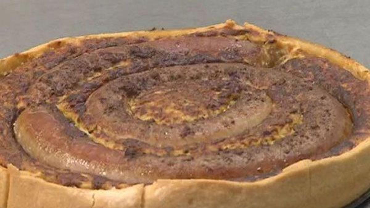 Bratwurst-Torte_600x348_dpa