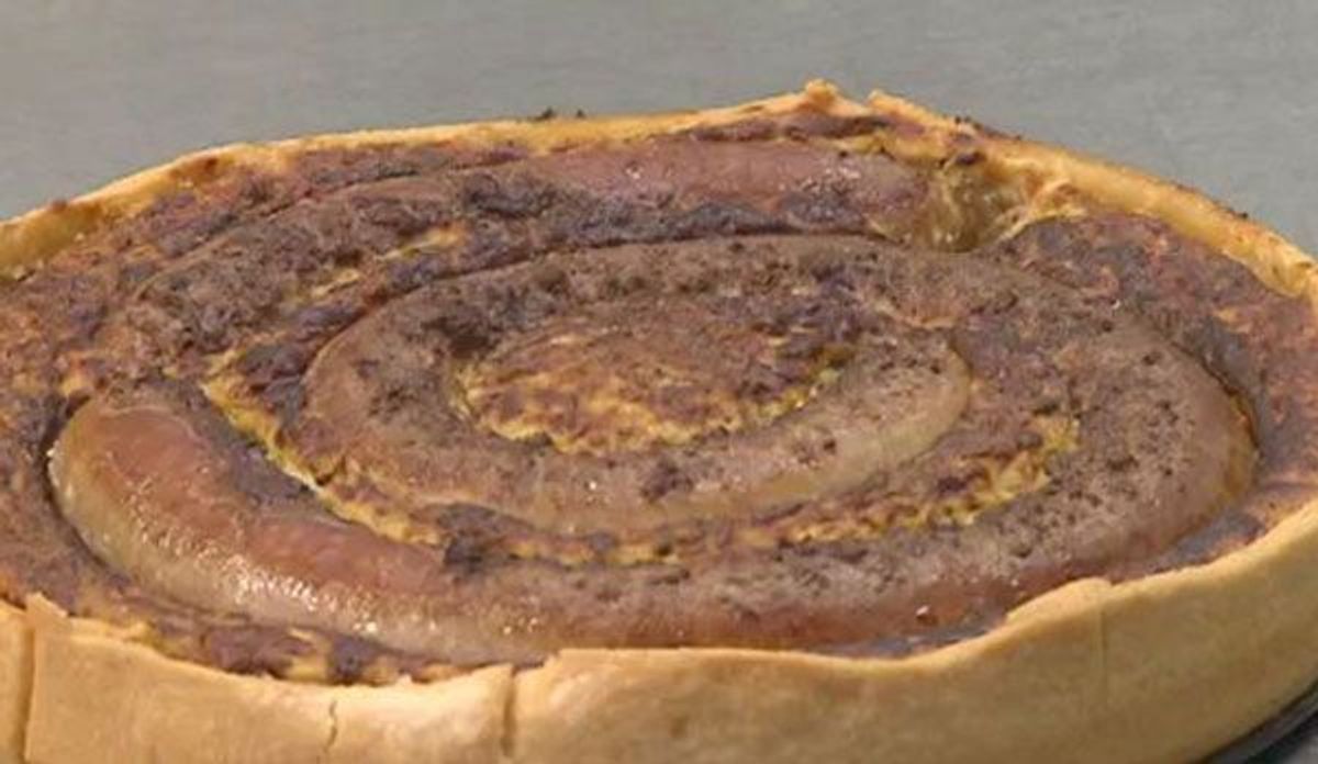 Bratwurst-Torte_600x348_dpa