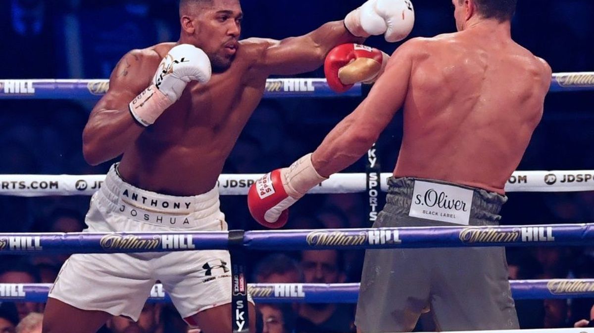 Anthony Joshua stellt  sich WBA-Weltmeister Manuel Charr