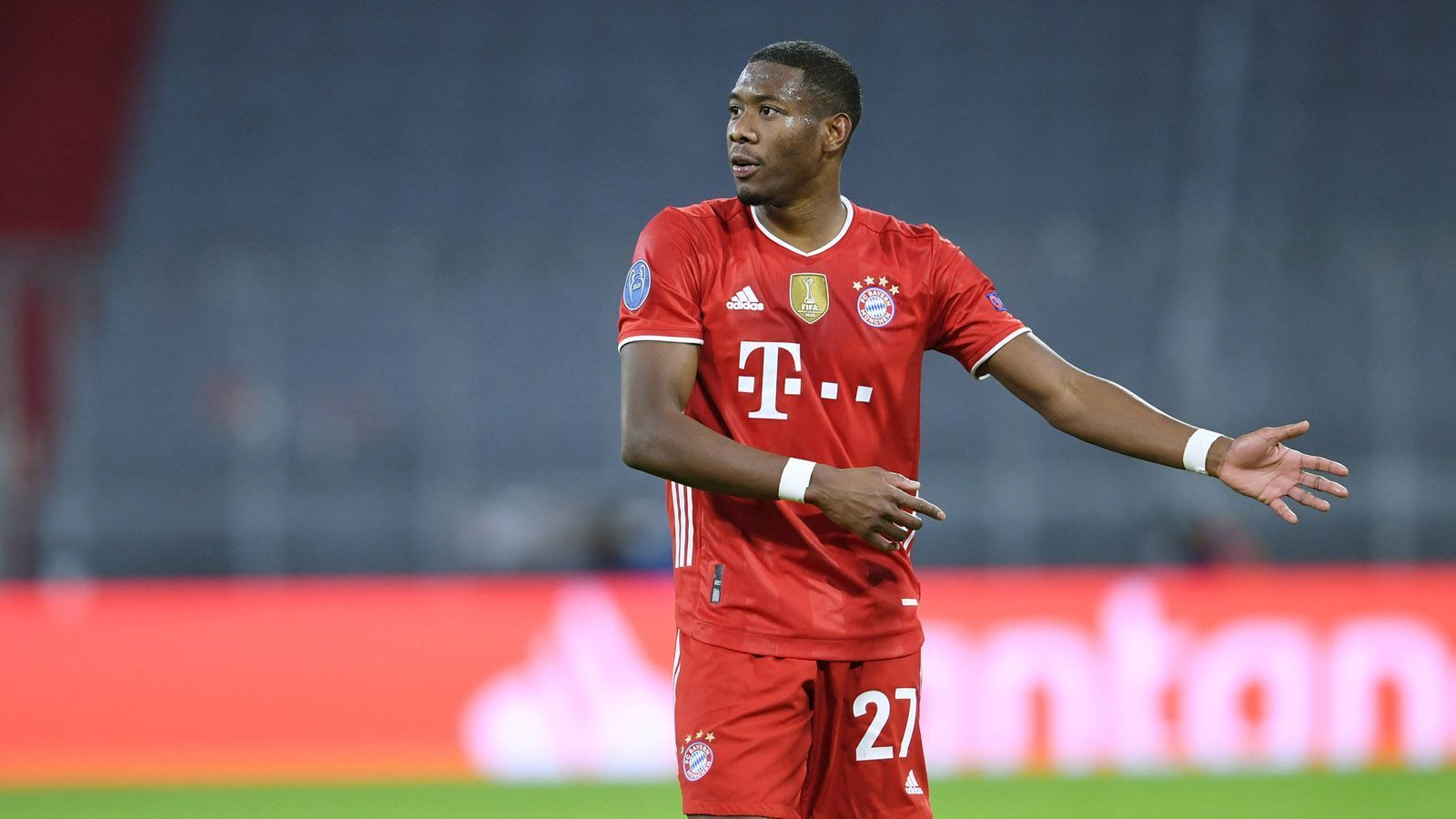 
                <strong>WM-Chaos: David Alaba</strong><br>
                Der Österreicher soll mit dem ÖFB-Team am 25. März in Schottland antreten. Doch Bayern-Trainer Hansi Flick stellte bereits klar, dass Alaba nicht nach Schottland reisen wird. Denn aktuell müssten Personen, die einen Aufenthalt in einem als "Virusvarianten-Gebiet" eingestuften Land - wie Großbritannien es ist - hinter sich haben, nach der Einreise nach Deutschland eine 14-tägige häusliche Quarantäne einhalten. 
              