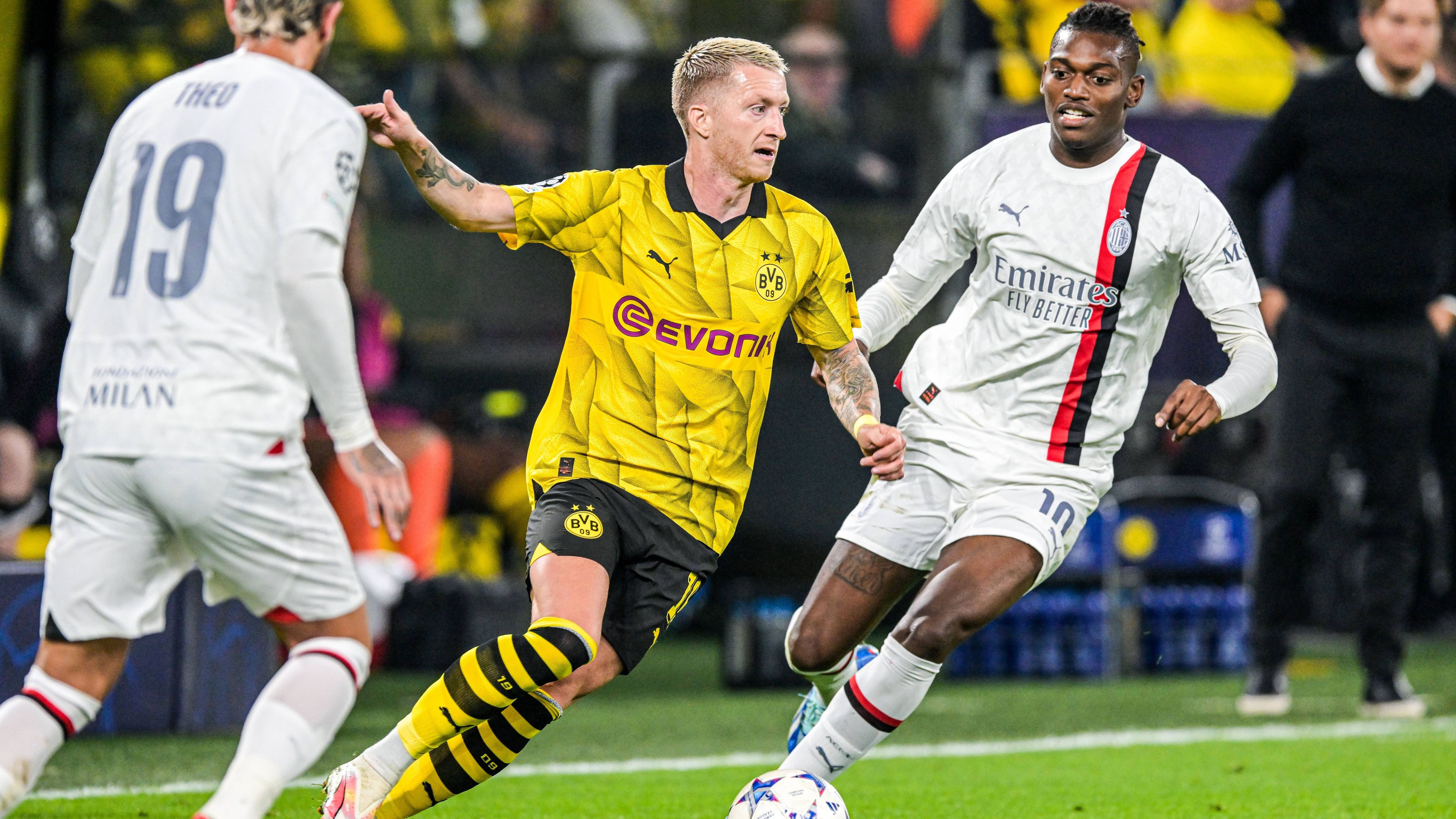 <strong>Marco Reus (Borussia Dortmund)</strong><br>Kann dem Spiel nicht so viel geben wie zuletzt, in einigen Situationen auch unglücklich. Hat kurz vor der Pause Pech, als Tomori am zweiten Pfosten vor ihm klärt. Im zweiten Durchgang quasi unsichtbar. Hat nach 71 Minuten Feierabend. <strong><em>ran</em>-Note: 4</strong>