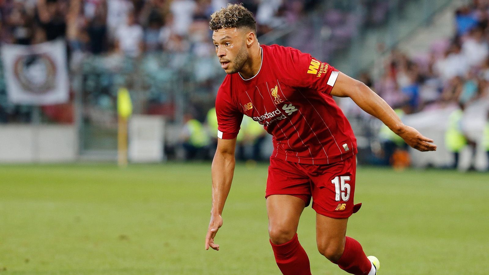 
                <strong>Alex Oxlade-Chamberlain (FC Liverpool)</strong><br>
                In Halbzeit eins komplett unsichtbar. In Halbzeit zwei nicht mehr auf dem Feld. ran-Note: 6
              