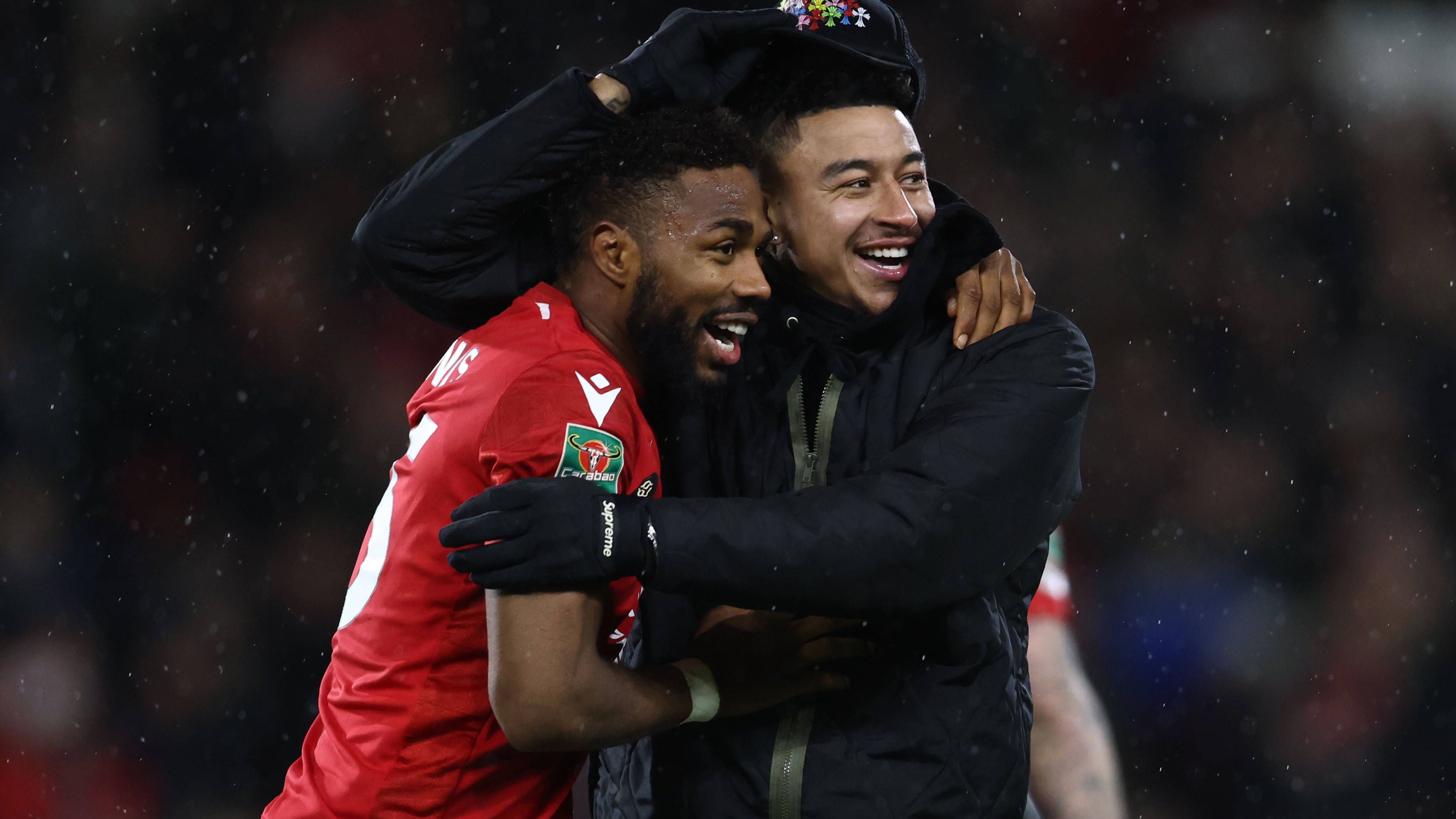 <strong>Jesse Lingard</strong><br>Als eines der größten Talente im englischen Fußball gepriesen, verbrachte Jesse Lingard seine erfolgreichsten Jahre bei Manchester United. Bis heute bei den United-Fans unvergessen ist sein Siegtor im FA-Cup-Finale 2016 zum 2:1 nach Verlängerung gegen Crystal Palace. Zuletzt aber brachte er weder für die "Red Devils" noch für Nottingham Forest, wohin er vor einem Jahr wechselte, die erwarteten Leistungen.