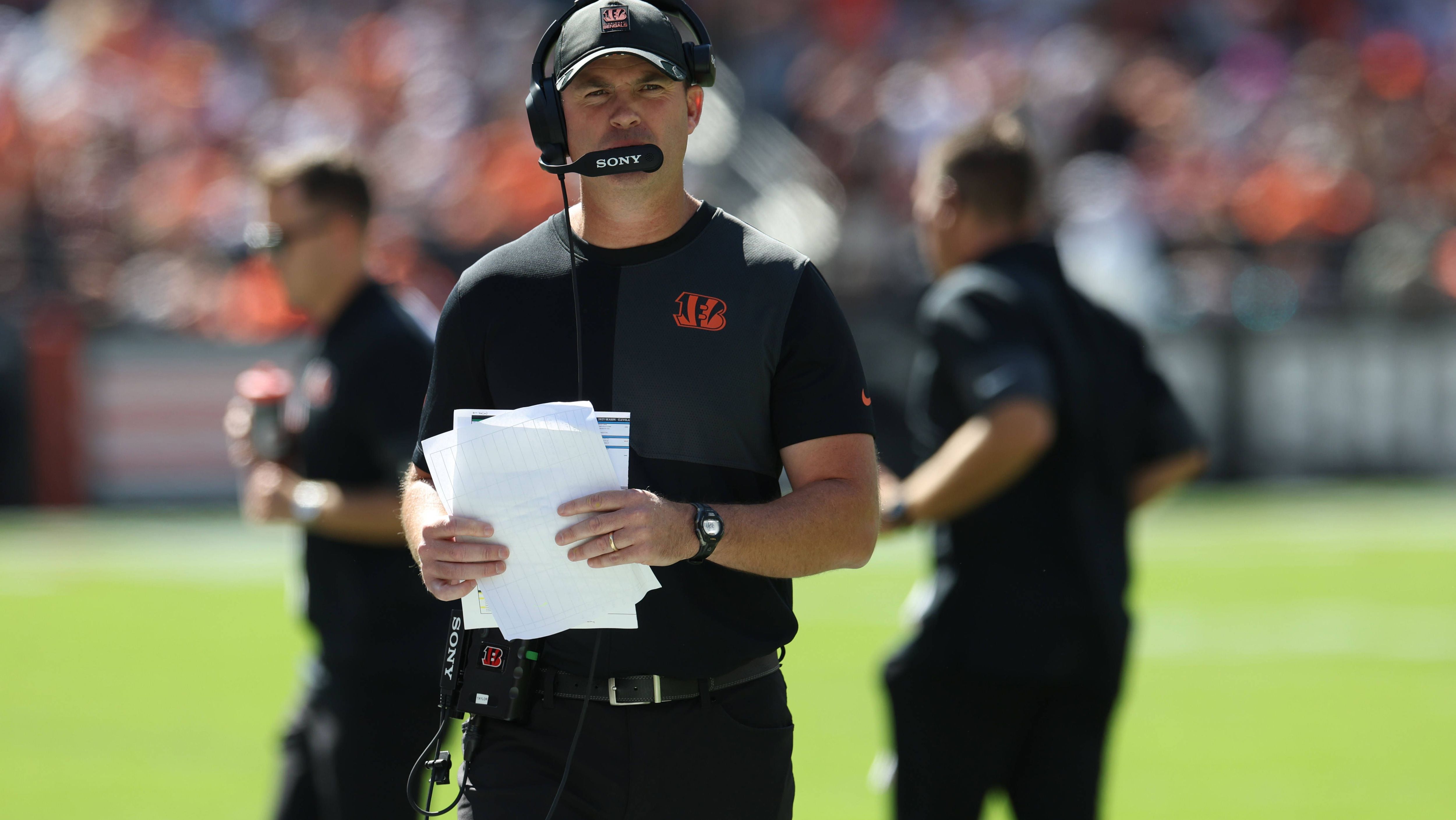 <strong>Zac Taylor (Cincinnati Bengals)</strong><br>Eine Saison, die mit großen Hoffnungen und vielleicht sogar Träumen begann, könnte schnell in einem bösen Erwachen münden. Ohne den verletzten Joe Burrow gehen die Cincinnati Bengals jedenfalls in den kommenden Wochen allenfalls als Wundertüte und kaum einmal als Favorit in die Spiele ...