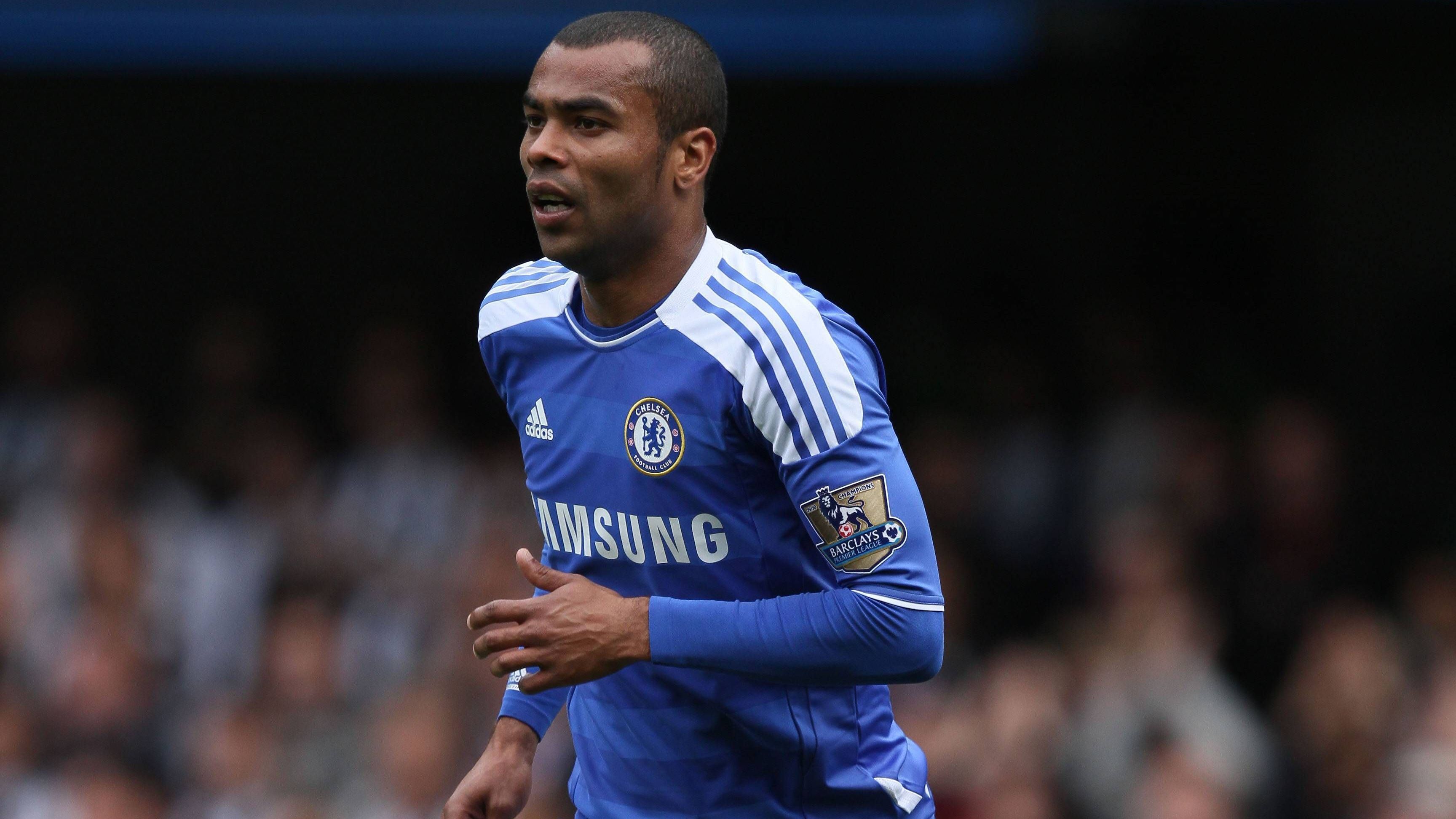 <strong>England: Ashley Cole</strong><br>Erfolge: 1x Champions-League-Sieger, 3x Englischer Meister, 1x Europa-League-Sieger, 7x Englischer Pokalsieger<br>Nationalmannschaftserfolge: 107 Länderspiele