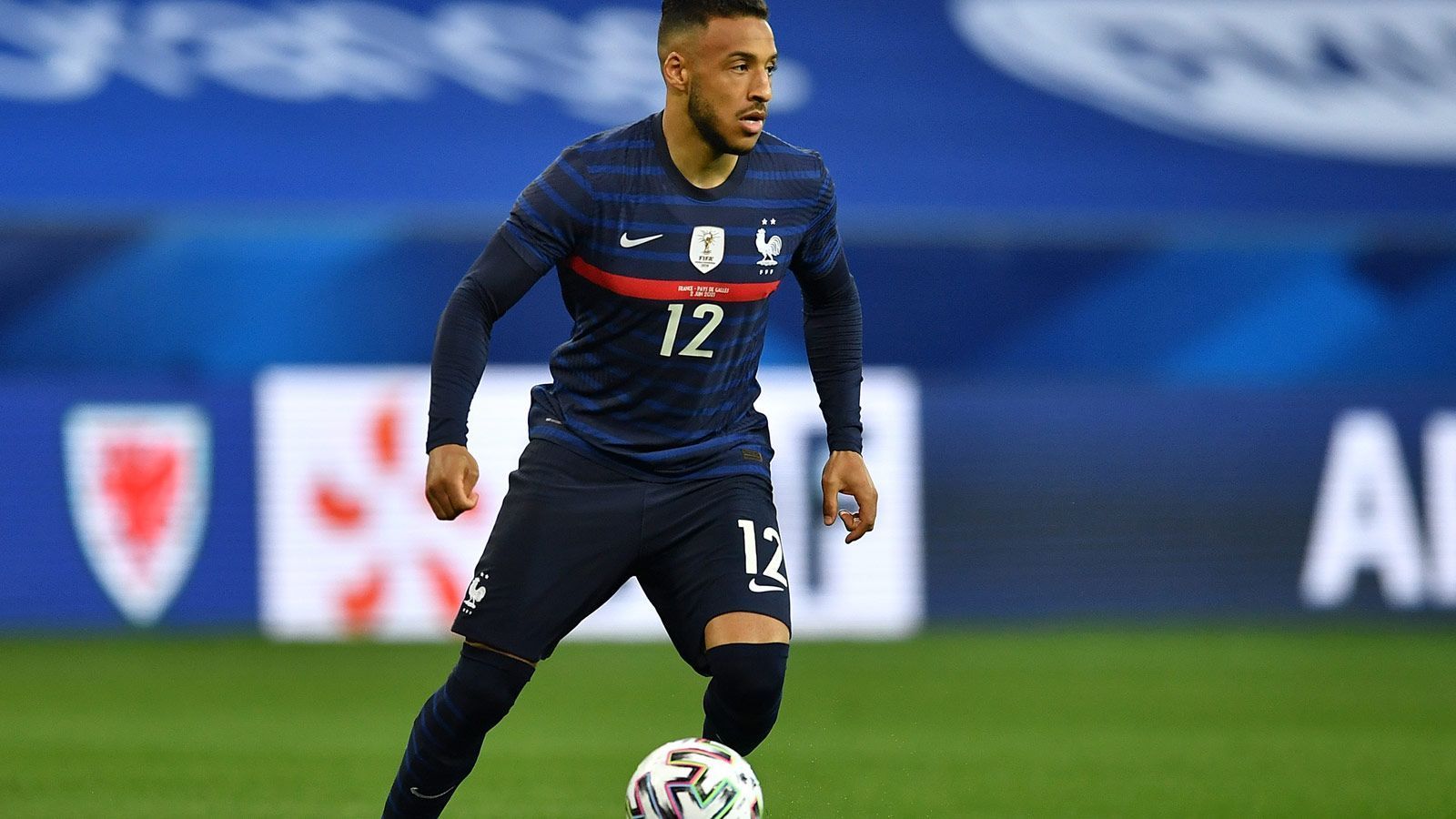 
                <strong>Corentin Tolisso (Frankreich)</strong><br>
                In der 89. Minute für Karim Benzema eingewechselt. Ohne Note.
              