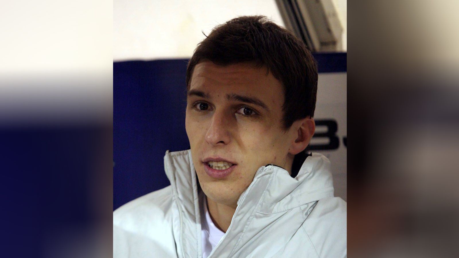 
                <strong>Mario Mandzukic - 2007</strong><br>
                Dieser Tage möchte man Mandzukic nicht mehr alleine im Dunkeln begegnen. Vor elf Jahren dagegen sah der Juventus-Star noch aus wie ein liebes Kätzchen, das gestreichelt werden möchte.
              