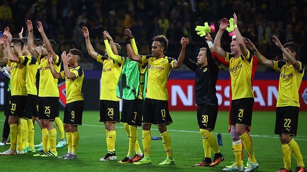 
                <strong>Platz 10: Borussia Dortmund</strong><br>
                Platz 10: Borussia Dortmund - 393.000 Trikots pro Jahr.
              